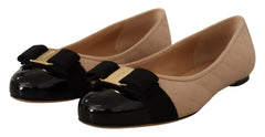 Salvatore Ferragamo Elegant Quilted Leather Flats - Chic Dual-Tone Design -   -  Salvatore Ferragamo.