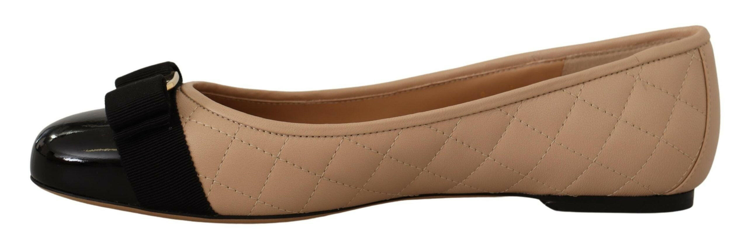 Salvatore Ferragamo Elegant Quilted Leather Flats - Chic Dual-Tone Design -   -  Salvatore Ferragamo. Salvatore Ferragamo Elegant Quilted Leather Flats - Chic Dual-Tone Design -   -  Salvatore Ferragamo.