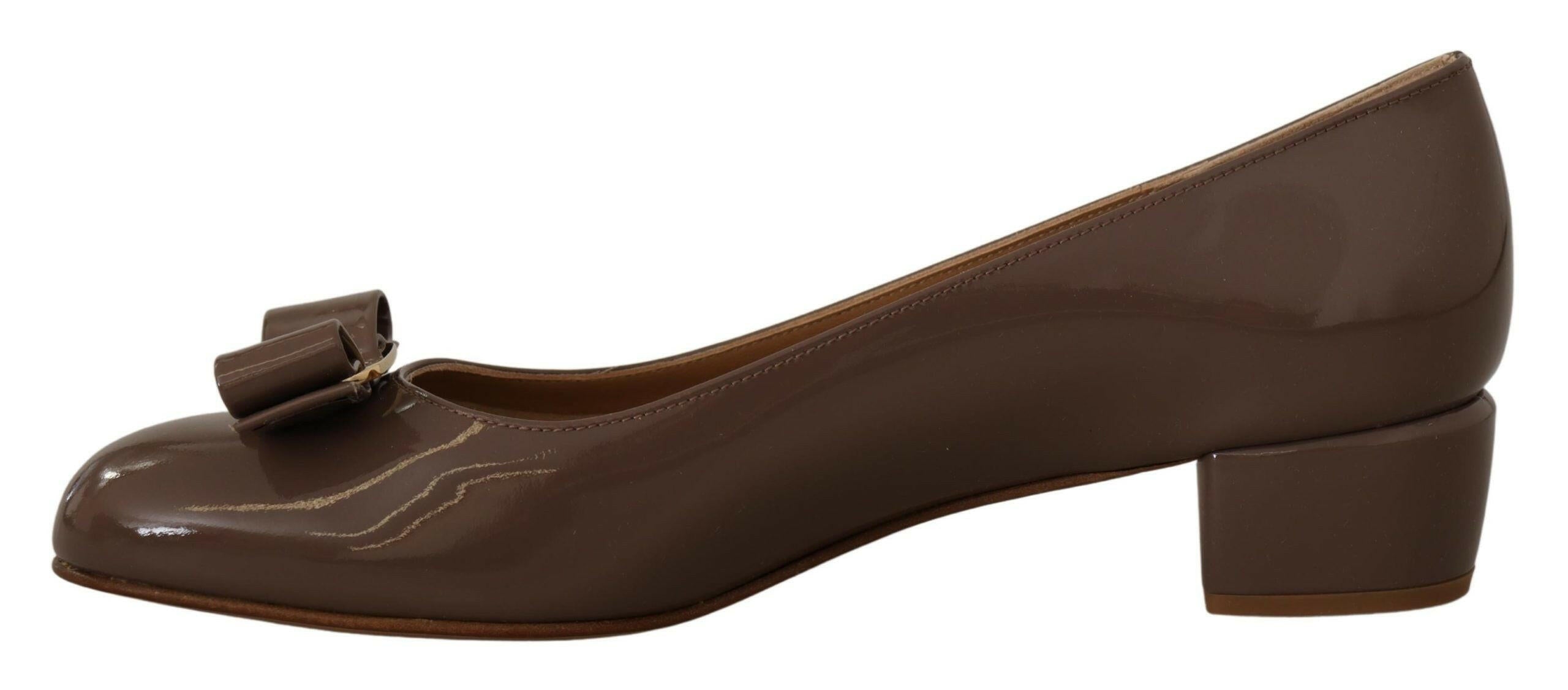 Salvatore Ferragamo Elegant Caraway Brown Pumps with Vara Bow -   -  Salvatore Ferragamo. Salvatore Ferragamo Elegant Caraway Brown Pumps with Vara Bow -   -  Salvatore Ferragamo.