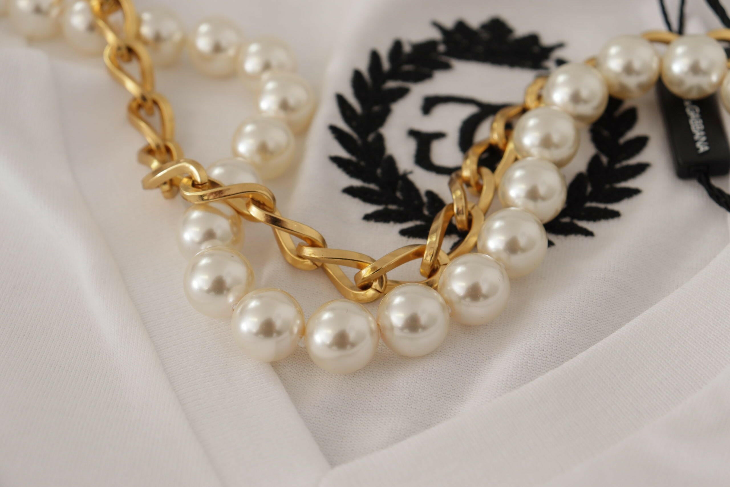 Dolce & Gabbana White Necklace Embellished Neckline T-shirt Top -   -  Dolce & Gabbana. Dolce & Gabbana White Necklace Embellished Neckline T-shirt Top -   -  Dolce & Gabbana.