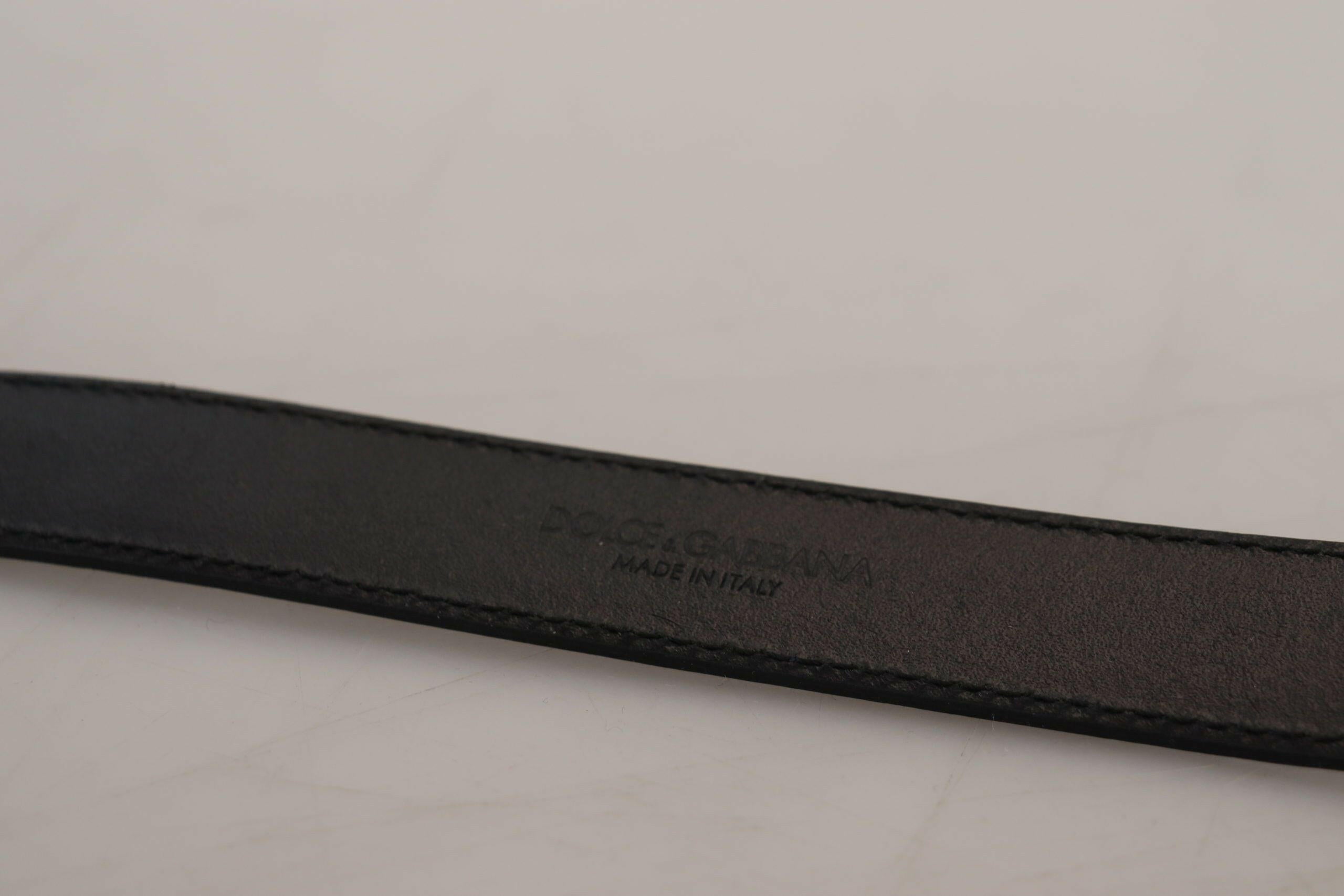 Dolce & Gabbana Blue Leather Silver Metal Buckle Vintage Belt -   -  Dolce & Gabbana. Dolce & Gabbana Blue Leather Silver Metal Buckle Vintage Belt -   -  Dolce & Gabbana.