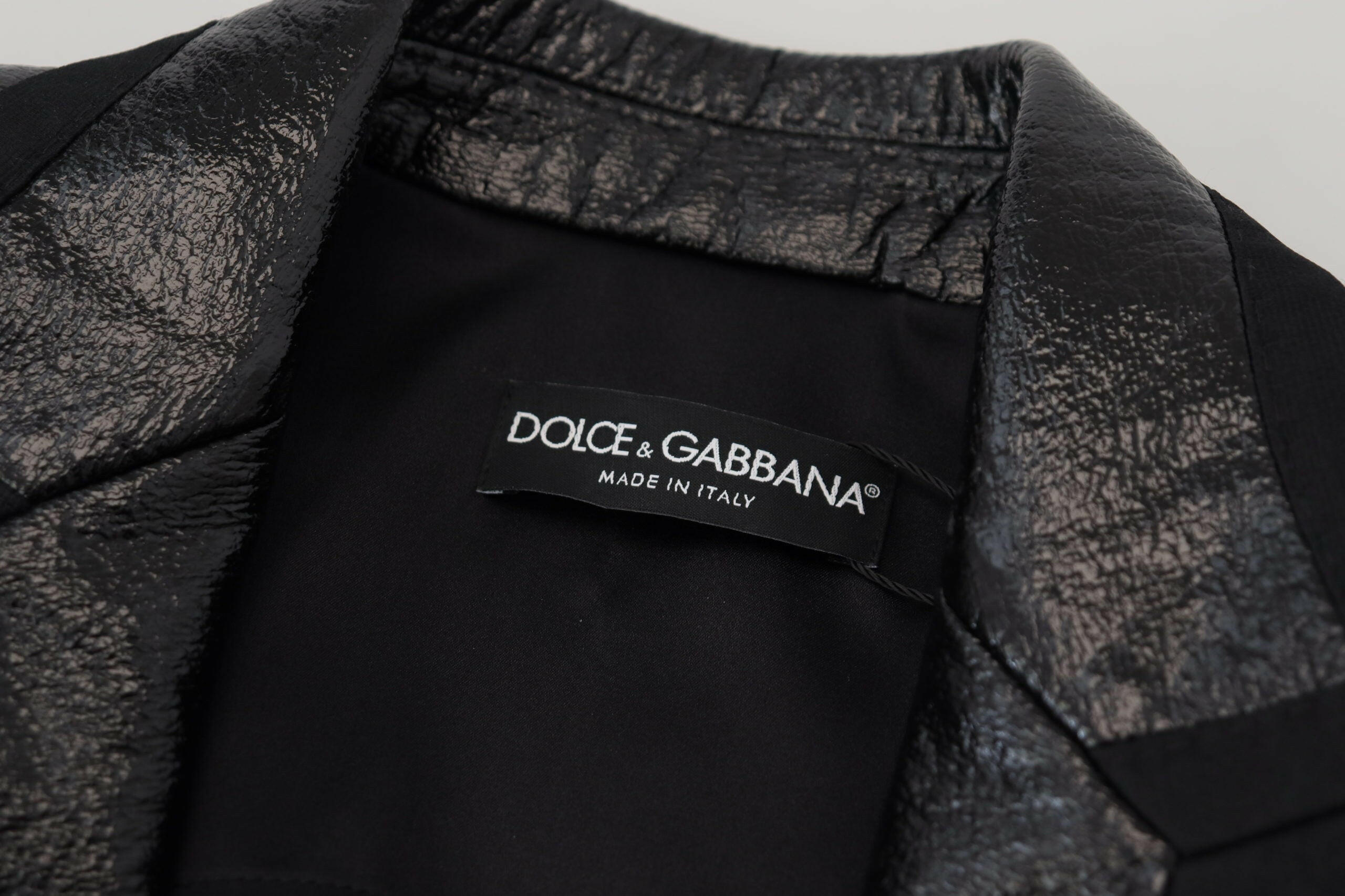 Dolce & Gabbana Black Long Sleeves Crop Blazer Cotton Jacket -   -  Dolce & Gabbana. Dolce & Gabbana Black Long Sleeves Crop Blazer Cotton Jacket -   -  Dolce & Gabbana.