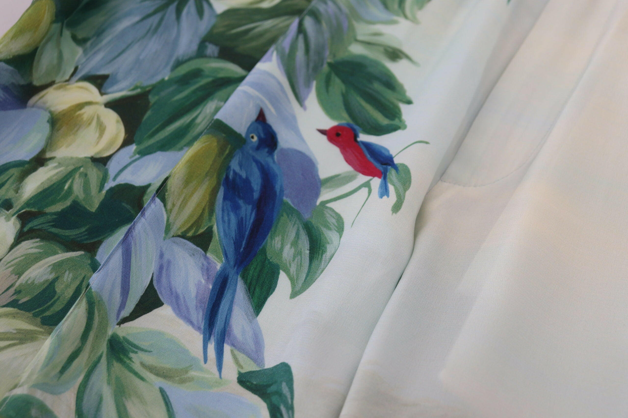 Dolce & Gabbana White Floral Printed Men Jogger Pants -   -  Dolce & Gabbana. Dolce & Gabbana White Floral Printed Men Jogger Pants -   -  Dolce & Gabbana.