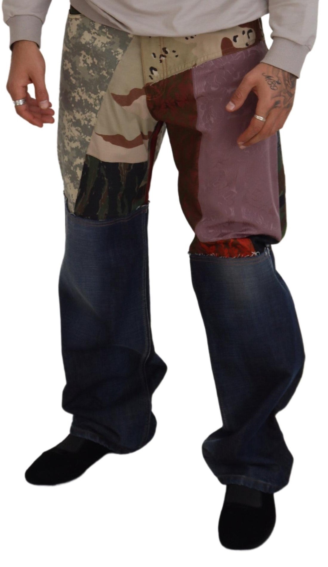 Dolce & Gabbana Multicolor Silk Patchwork Men Denim Jeans -   -  Dolce & Gabbana. Dolce & Gabbana Multicolor Silk Patchwork Men Denim Jeans -   -  Dolce & Gabbana.