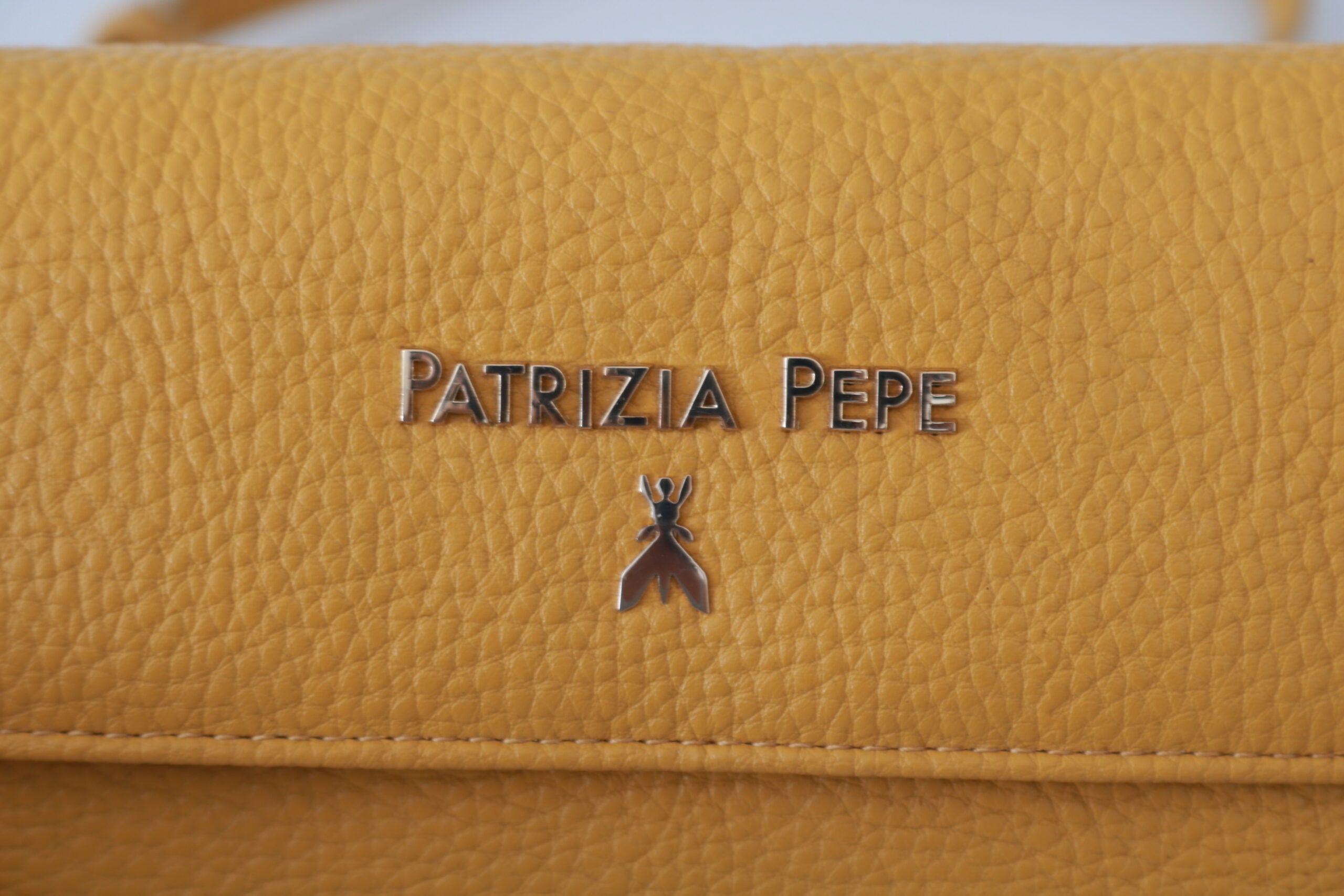 Patrizia Pepe Yellow Logo Leather Shoulder Strap Sling Bag -  Luxury Shoulder Bag for Women -  Patrizia Pepe. Patrizia Pepe Yellow Logo Leather Shoulder Strap Sling Bag -  Luxury Shoulder Bag for Women -  Patrizia Pepe.