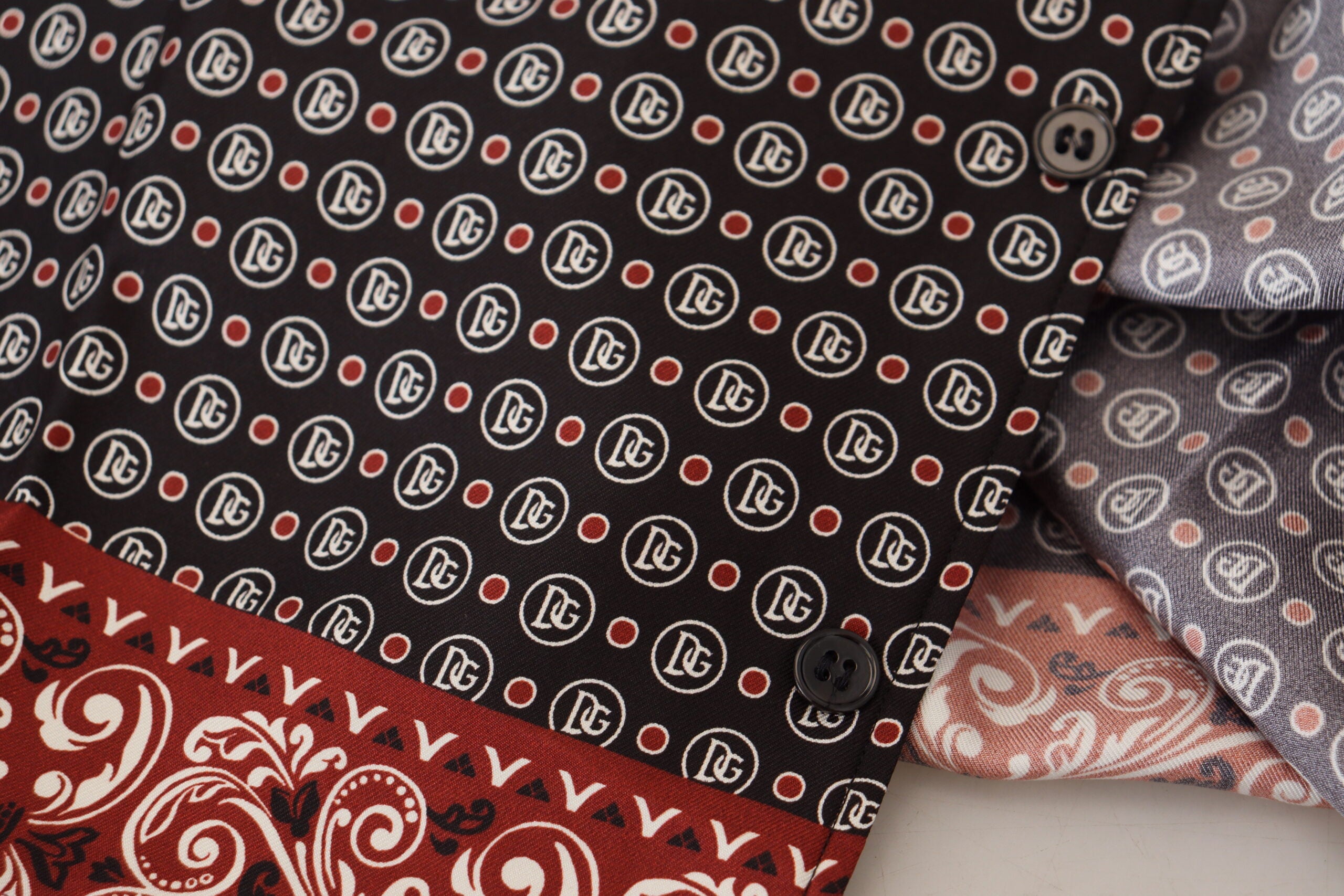 Dolce & Gabbana Multicolor Patterned Silk Casual Shirt -   -  Dolce & Gabbana. Dolce & Gabbana Multicolor Patterned Silk Casual Shirt -   -  Dolce & Gabbana.