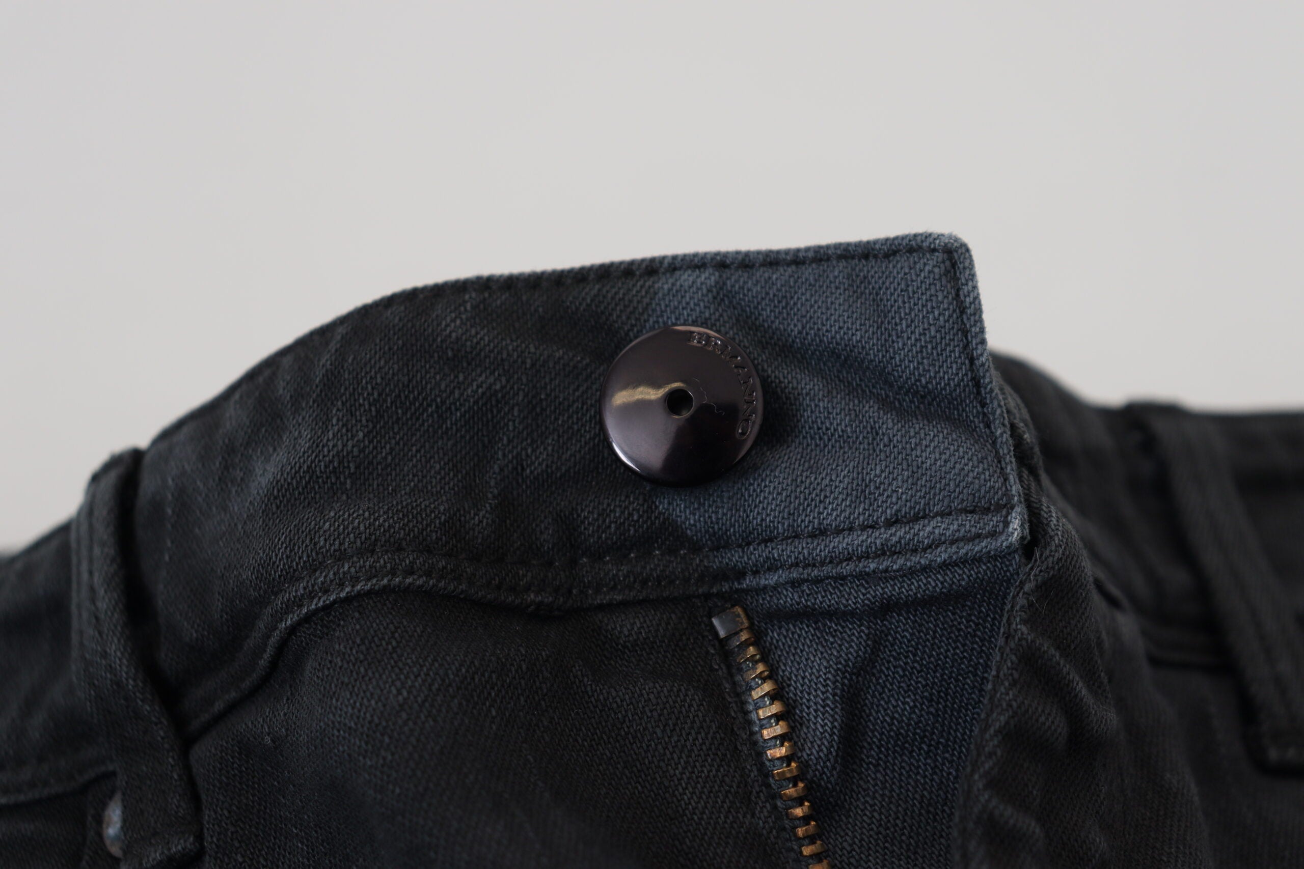 Ermanno Scervino Black Cotton Slim Fit Women Denim Jeans -   -  Ermanno Scervino. Ermanno Scervino Black Cotton Slim Fit Women Denim Jeans -   -  Ermanno Scervino.