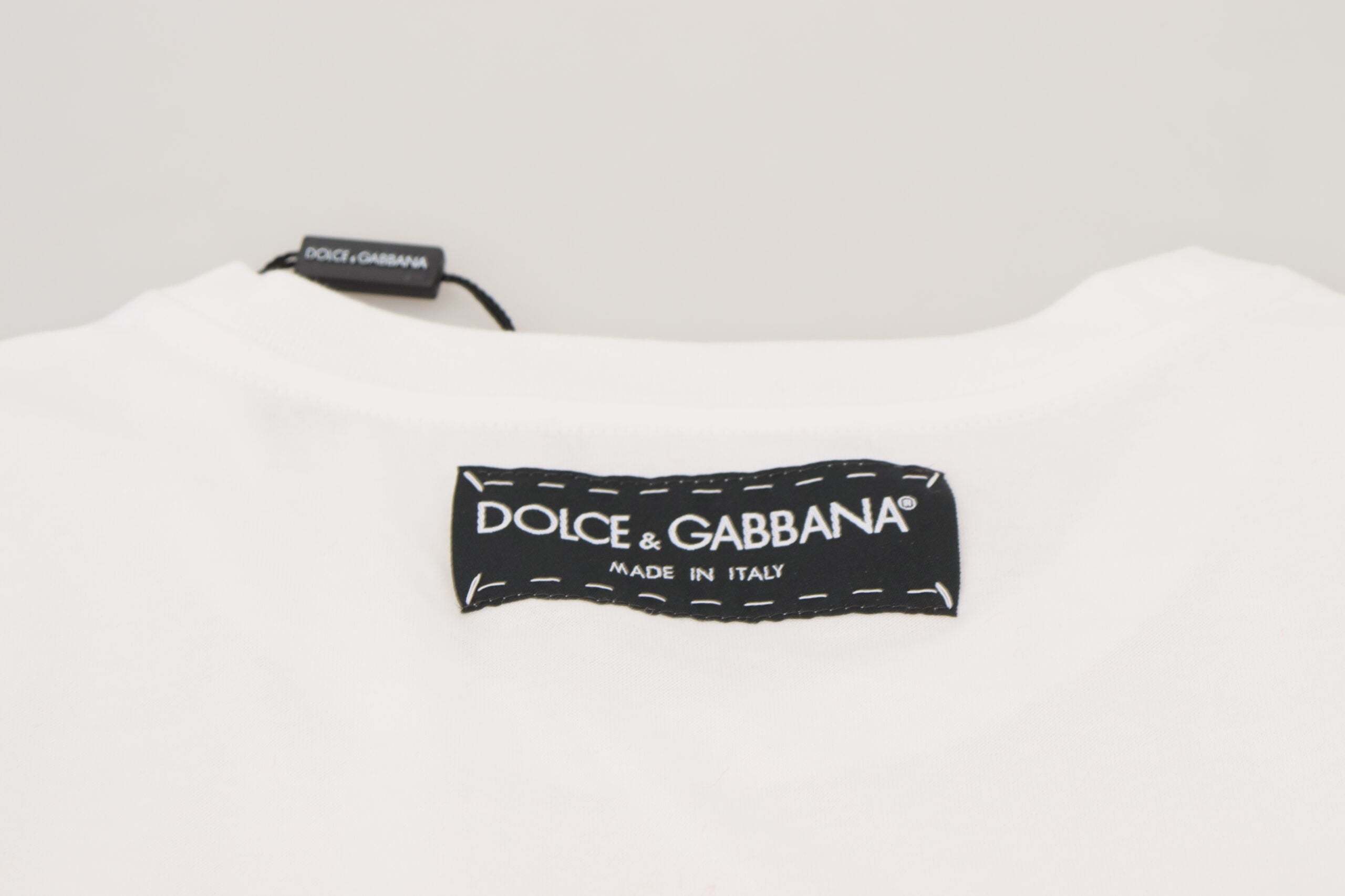 Dolce & Gabbana T-shirt Top White Textured Short Sleeve -   -  Dolce & Gabbana. Dolce & Gabbana T-shirt Top White Textured Short Sleeve -   -  Dolce & Gabbana.