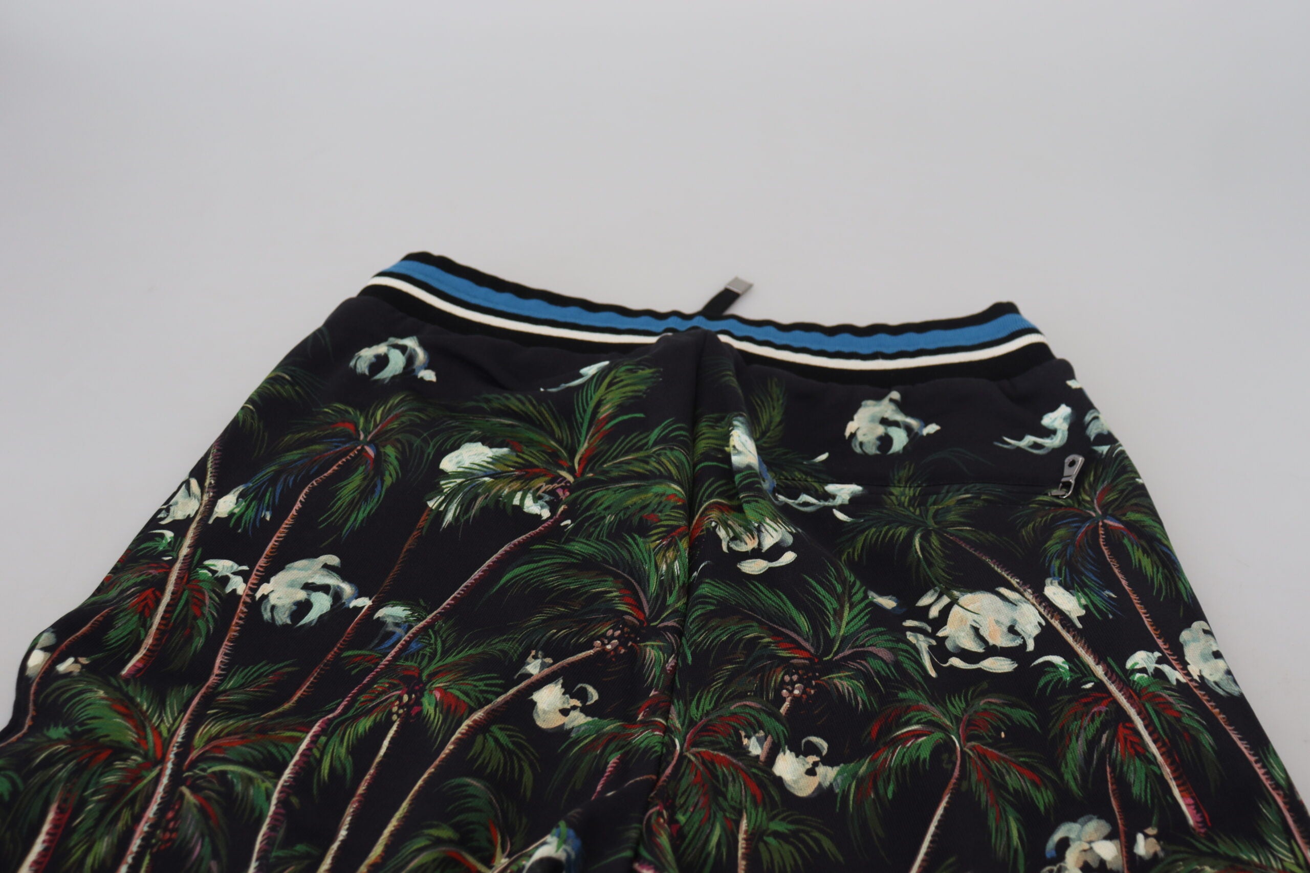 Dolce & Gabbana Black Cotton Volcano Print Casual Shorts -   -  Dolce & Gabbana. Dolce & Gabbana Black Cotton Volcano Print Casual Shorts -   -  Dolce & Gabbana.