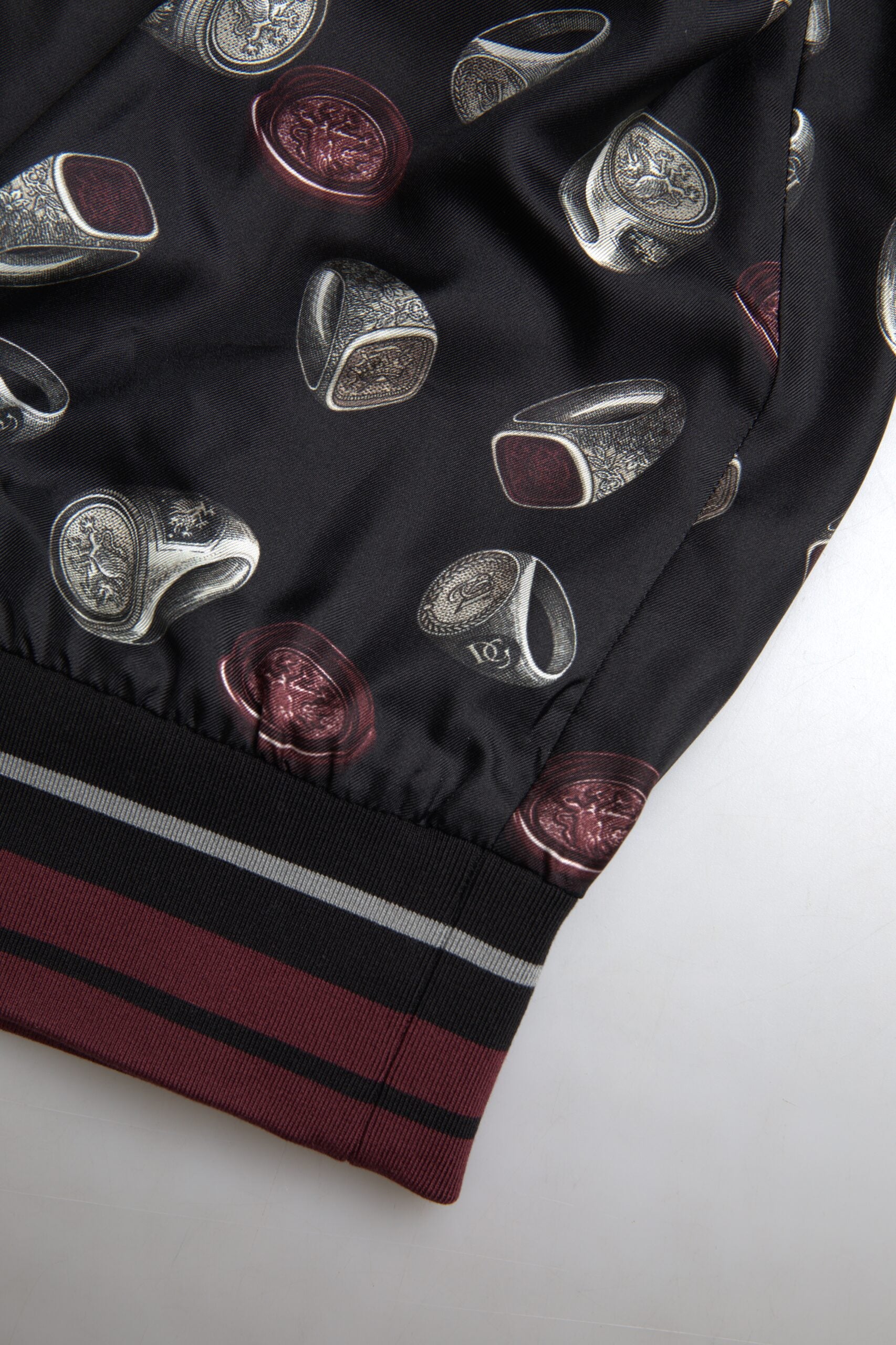 Dolce & Gabbana Black Ring Print Silk Crewneck Sweater -   -  Dolce & Gabbana. Dolce & Gabbana Black Ring Print Silk Crewneck Sweater -   -  Dolce & Gabbana.