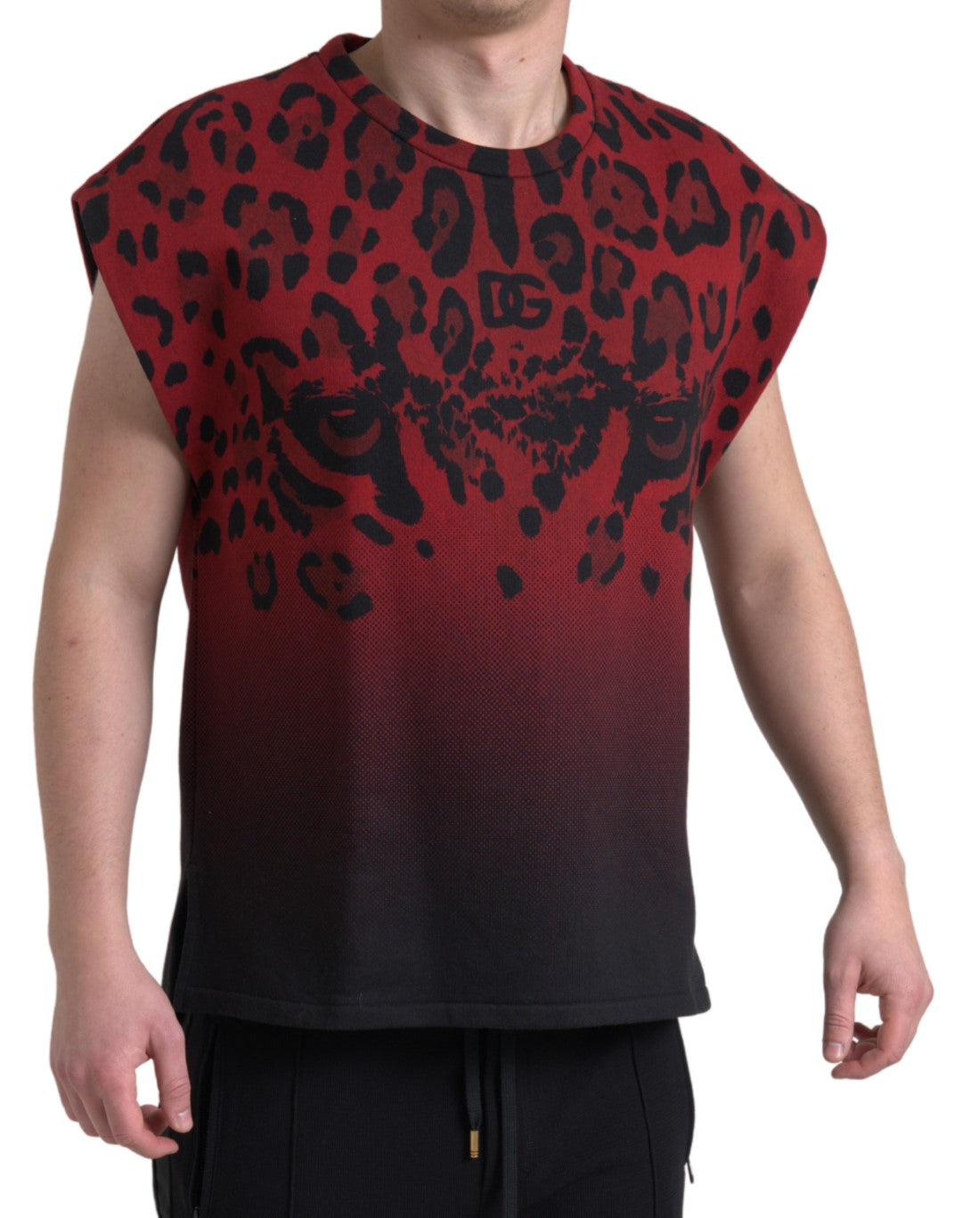 Dolce & Gabbana Red Leopard Cotton Sleeveless Tank T-shirt -   -  Dolce & Gabbana. Dolce & Gabbana Red Leopard Cotton Sleeveless Tank T-shirt -   -  Dolce & Gabbana.