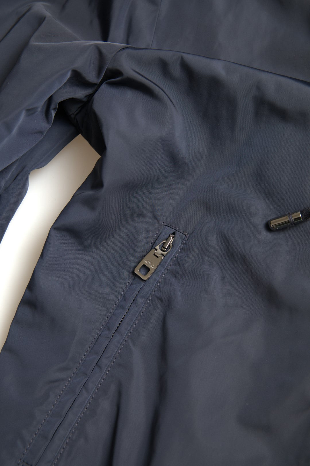 Dolce & Gabbana Blue Hooded Logo Polyester Full Zip Sweater -   -  Dolce & Gabbana. Dolce & Gabbana Blue Hooded Logo Polyester Full Zip Sweater -   -  Dolce & Gabbana.