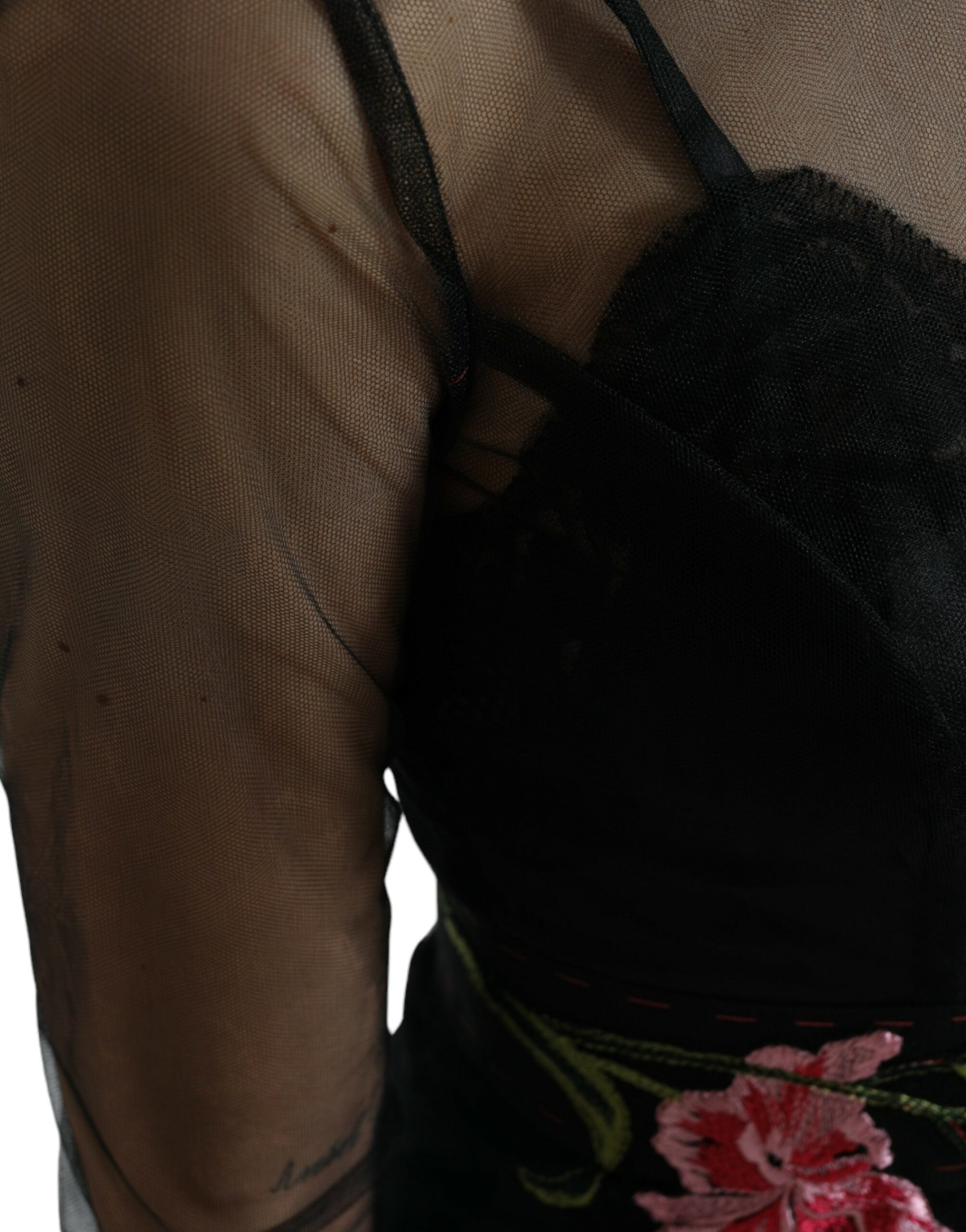 Dolce & Gabbana Black Floral Embroidery Mesh Tulle Gown Dress -   -  Dolce & Gabbana. Dolce & Gabbana Black Floral Embroidery Mesh Tulle Gown Dress -   -  Dolce & Gabbana.