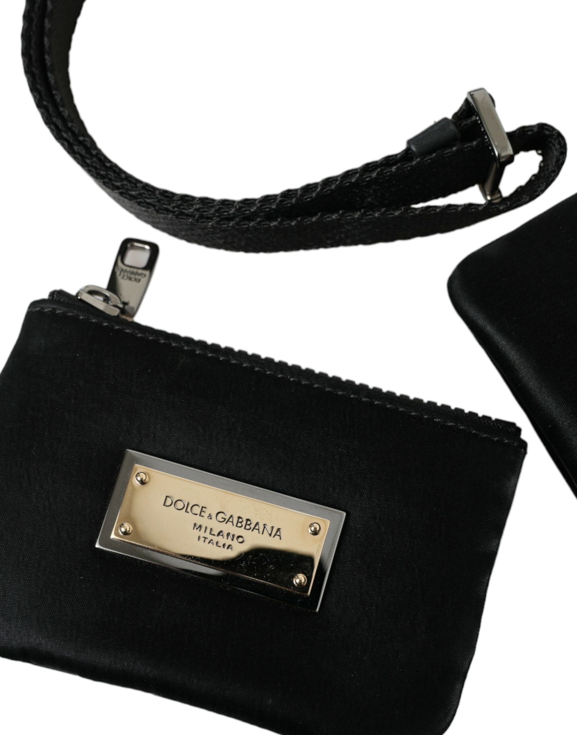 Dolce & Gabbana Black Nylon Logo Plaque Keyring Pouch Clutch Bag -   -  Dolce & Gabbana. Dolce & Gabbana Black Nylon Logo Plaque Keyring Pouch Clutch Bag -   -  Dolce & Gabbana.