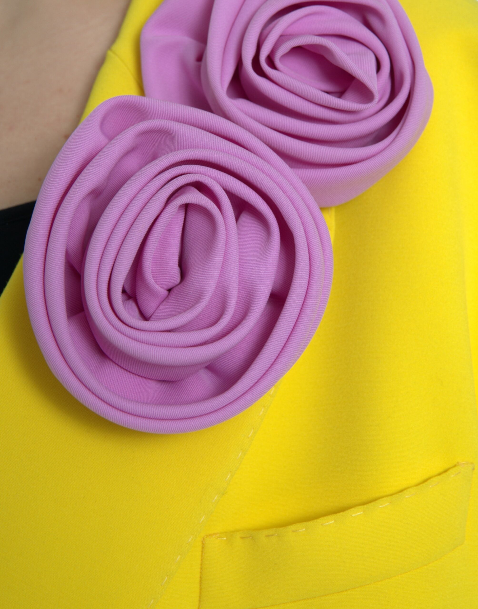 Dolce & Gabbana Multicolor Patchwork Floral Appliques Coat Jacket -   -  Dolce & Gabbana. Dolce & Gabbana Multicolor Patchwork Floral Appliques Coat Jacket -   -  Dolce & Gabbana.