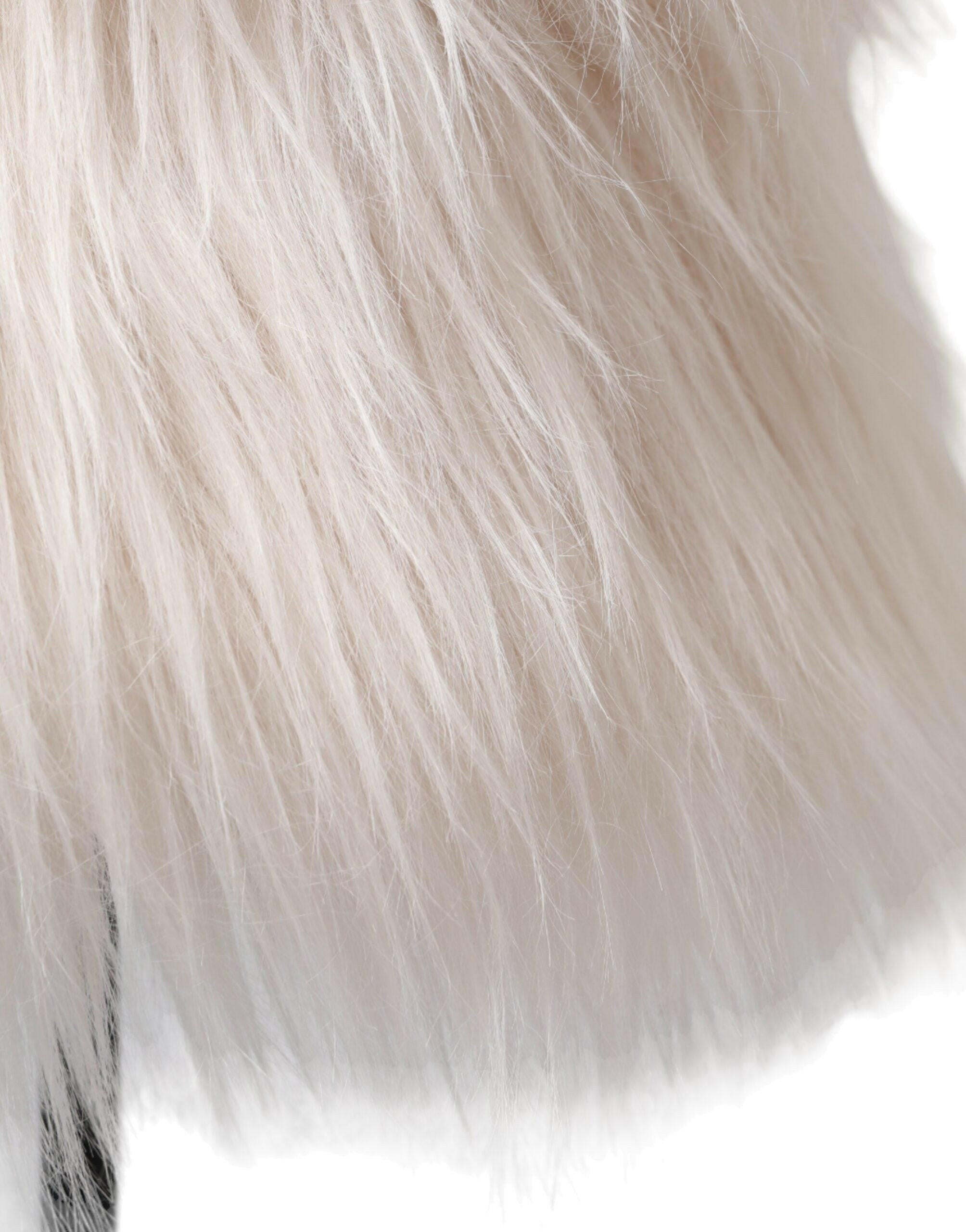 Dolce & Gabbana White Acrylic Fur Womens Bucket Hat -   -  Dolce & Gabbana. Dolce & Gabbana White Acrylic Fur Womens Bucket Hat -   -  Dolce & Gabbana.