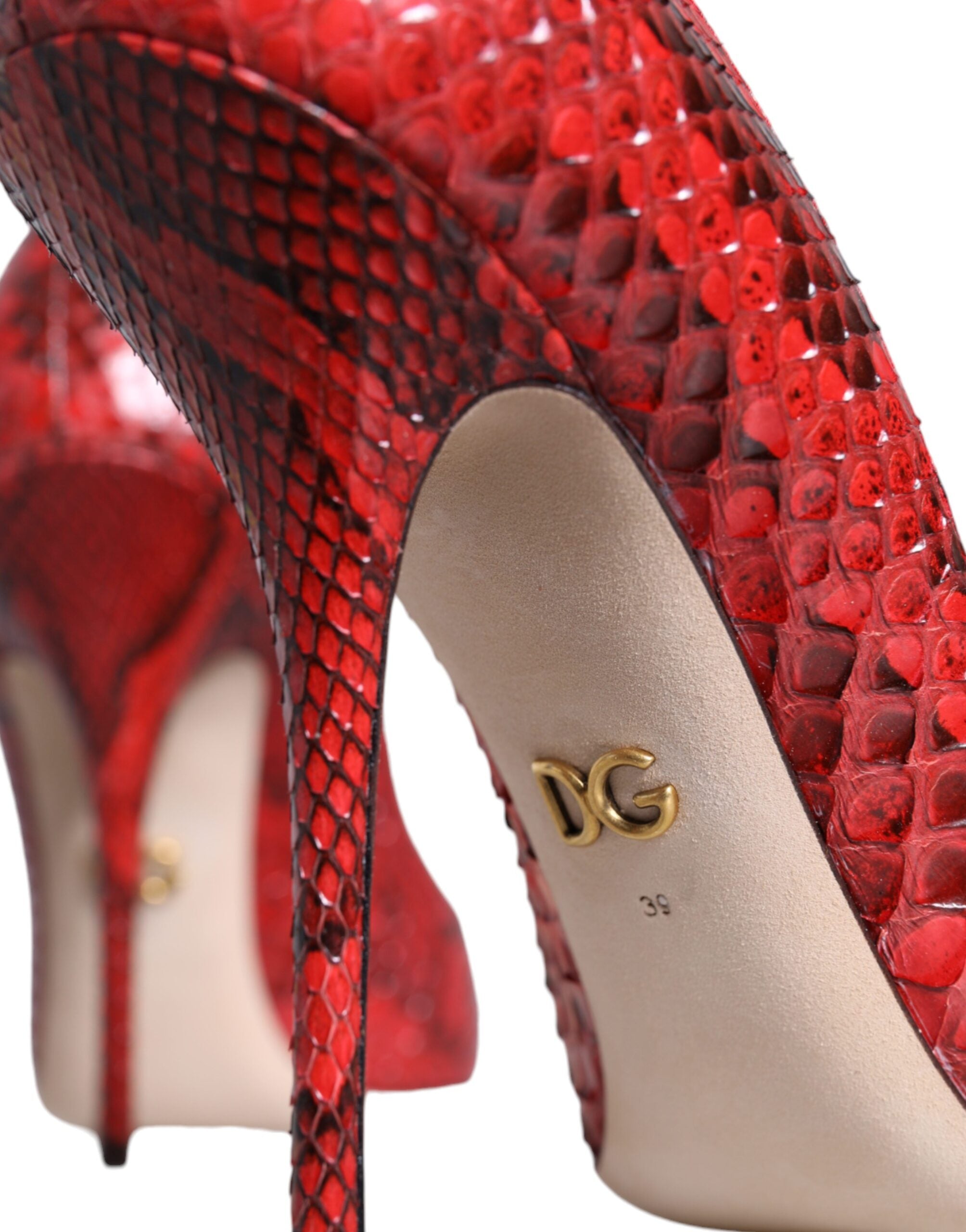 Dolce & Gabbana Red Leather Stiletto High Heels Pumps Shoes -   -  Dolce & Gabbana. Dolce & Gabbana Red Leather Stiletto High Heels Pumps Shoes -   -  Dolce & Gabbana.