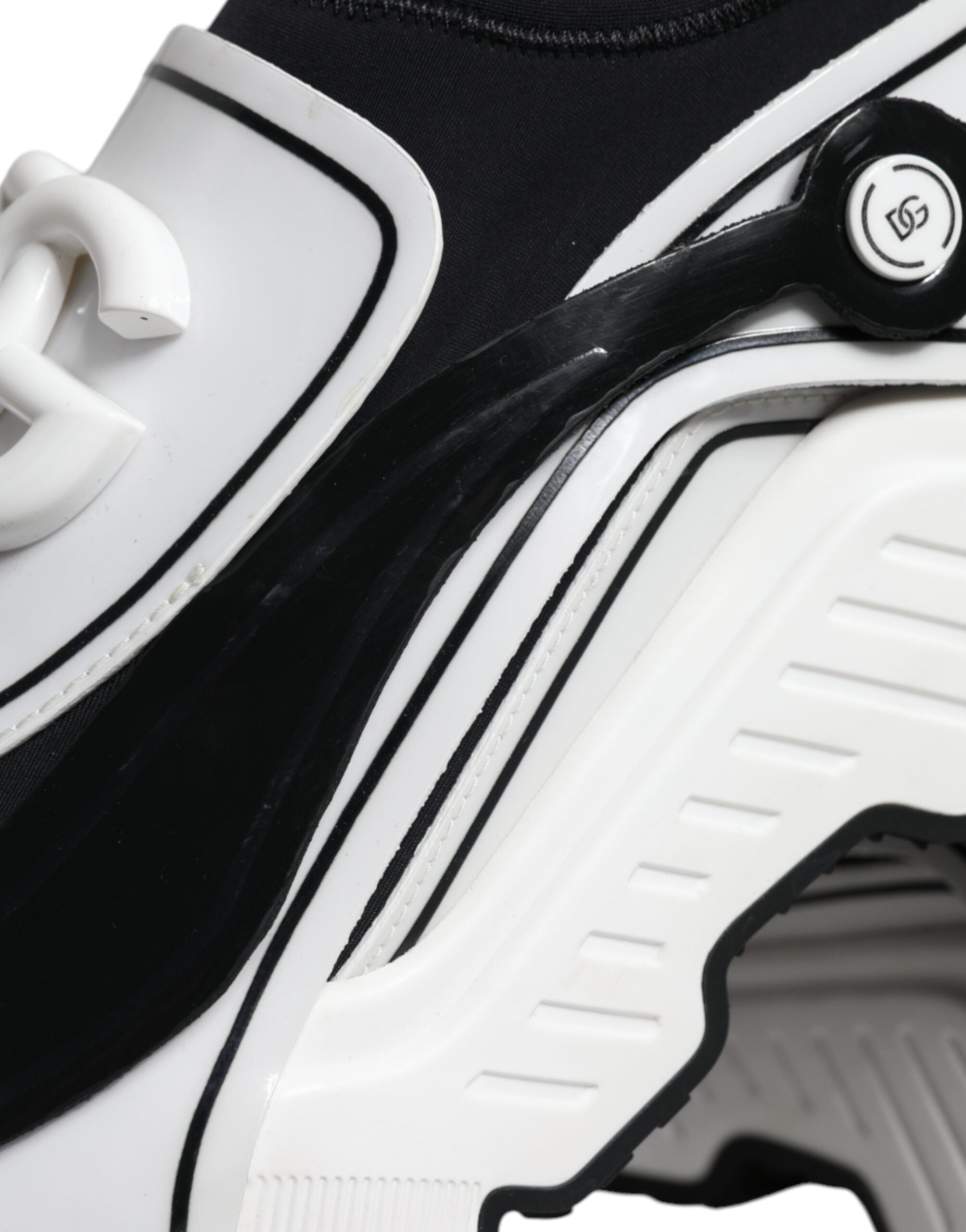 Dolce & Gabbana White Black Logo Plaque Daymaster Sneakers Shoes -   -  Dolce & Gabbana. Dolce & Gabbana White Black Logo Plaque Daymaster Sneakers Shoes -   -  Dolce & Gabbana.