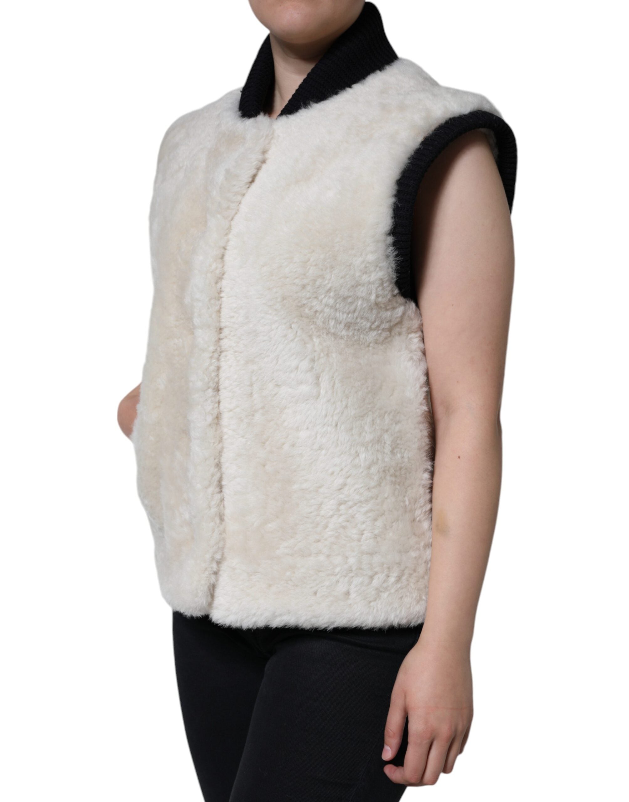 Burberry White WARRENFORD Shearling Leather Vest Coat Jacket -   -  Burberry. Burberry White WARRENFORD Shearling Leather Vest Coat Jacket -   -  Burberry.