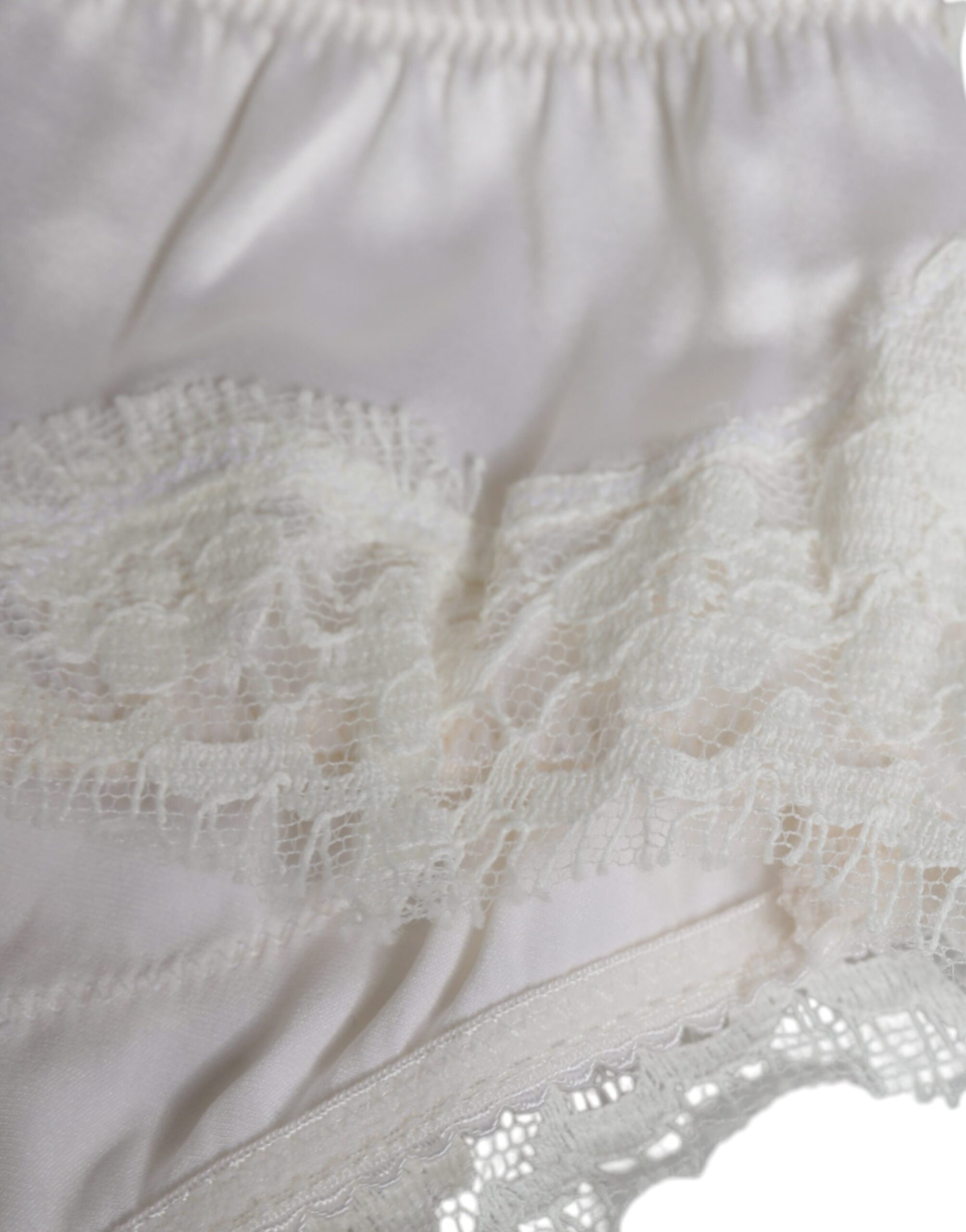 Dolce & Gabbana White Silk Stretch Panty Balconette Bra Underwear -   -  Dolce & Gabbana. Dolce & Gabbana White Silk Stretch Panty Balconette Bra Underwear -   -  Dolce & Gabbana.