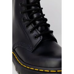 Dr. Martens Black Leather Boot -   -  Dr. Martens.