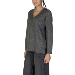 Vila Clothes Gray Marabou Sweater -   -  Vila Clothes.