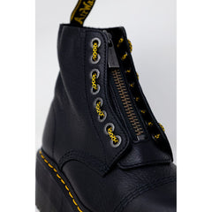 Dr. Martens Black Leather Boot -   -  Dr. Martens.