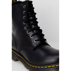 Dr. Martens Black Leather Boot -   -  Dr. Martens.