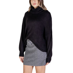 ICHI Black Marabou Turtleneck -   -  ICHI.