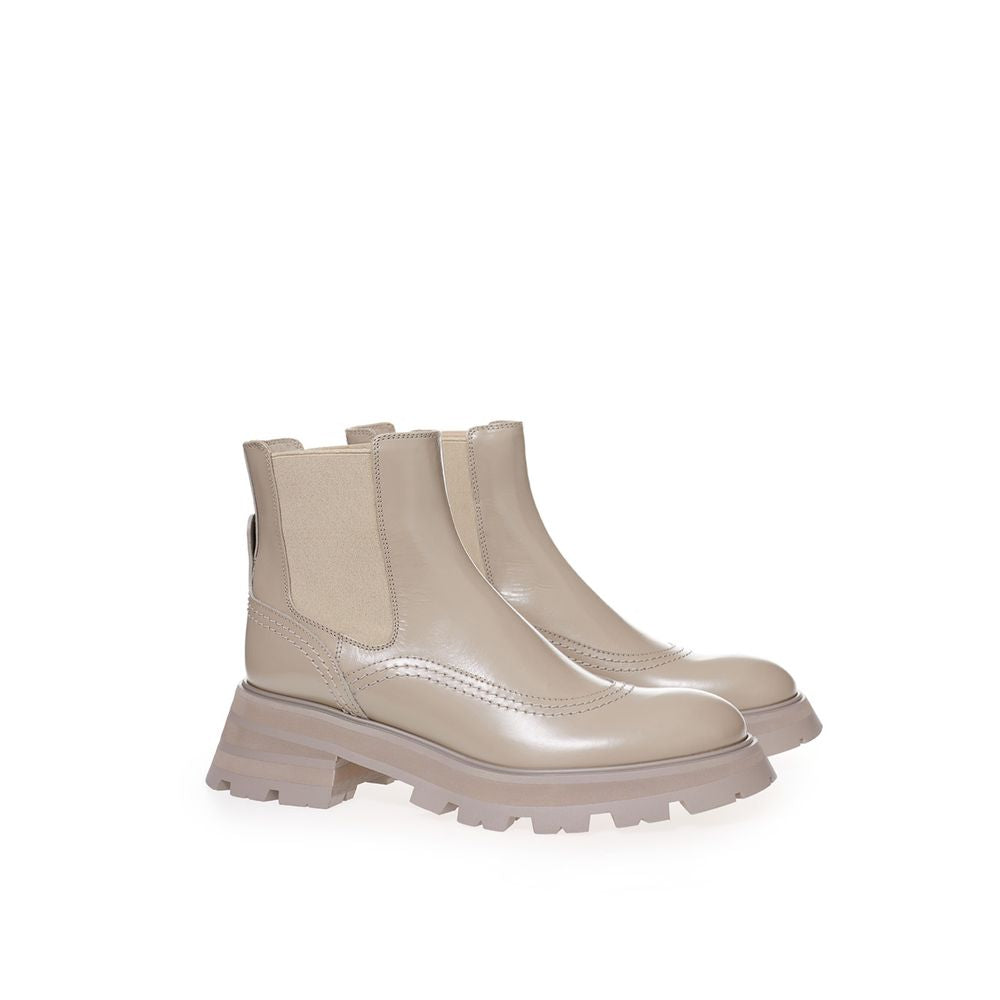 Alexander McQueen Chic Gray Leather Boots for Elegant Steps -   -  Alexander McQueen. Alexander McQueen Chic Gray Leather Boots for Elegant Steps -   -  Alexander McQueen.