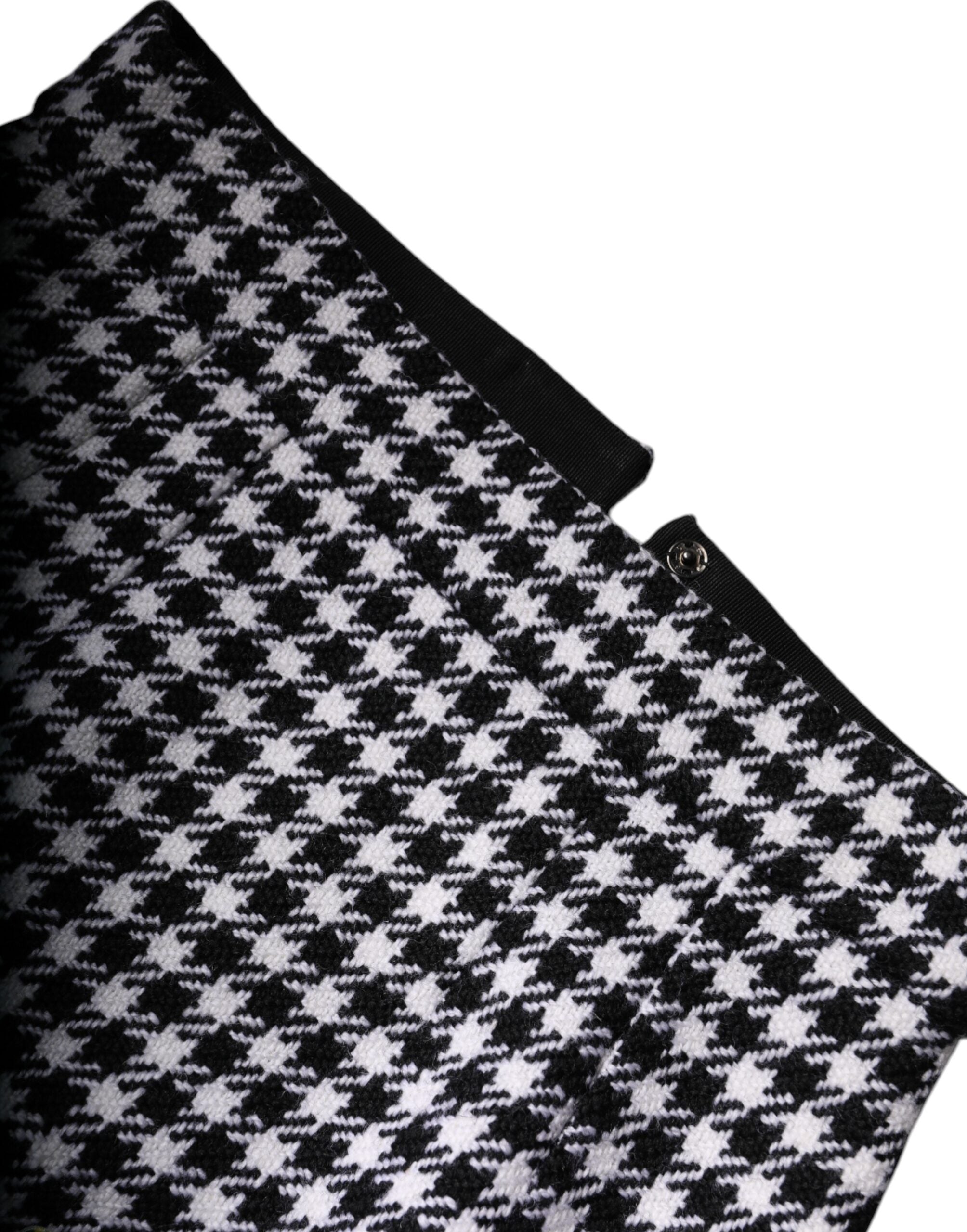 Dolce & Gabbana Multicolor Floral Print High Waist Pencil Cut Skirt -   -  Dolce & Gabbana. Dolce & Gabbana Multicolor Floral Print High Waist Pencil Cut Skirt -   -  Dolce & Gabbana.