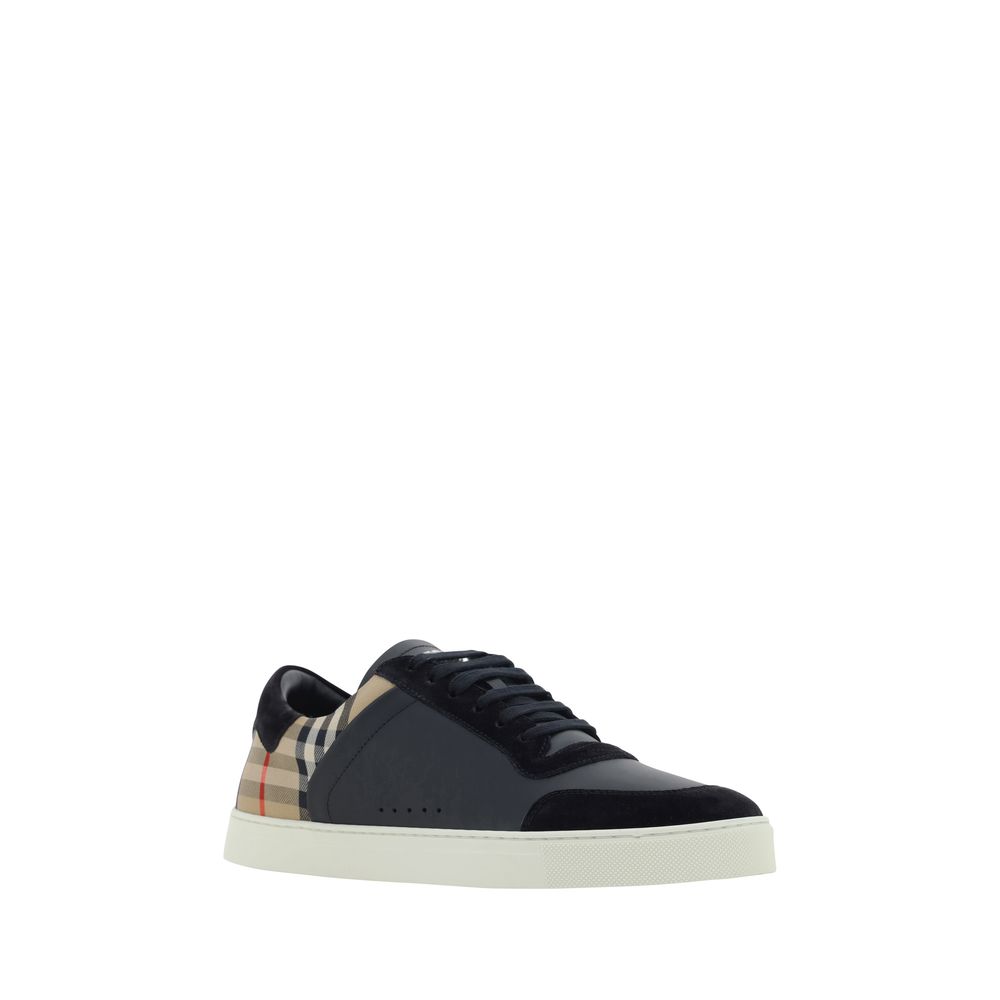 Burberry Stevie Sneakers -   -  Burberry. Burberry Stevie Sneakers -   -  Burberry.