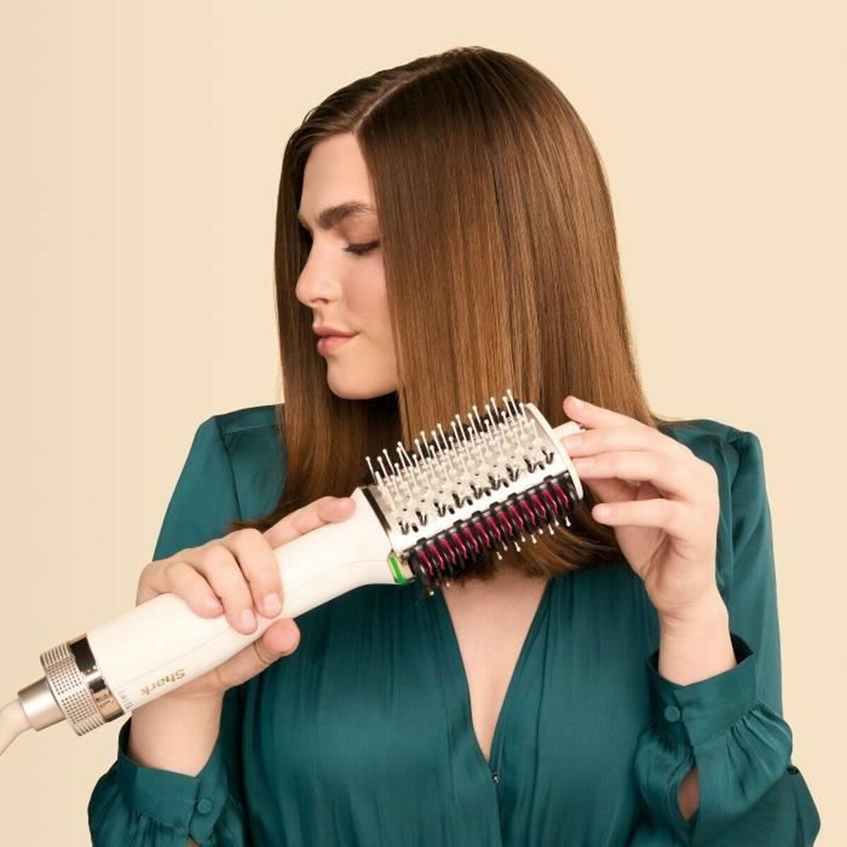Smoothing Brush Shark HT202EU 900 W White -  Beauty, Hair care -  Shark.