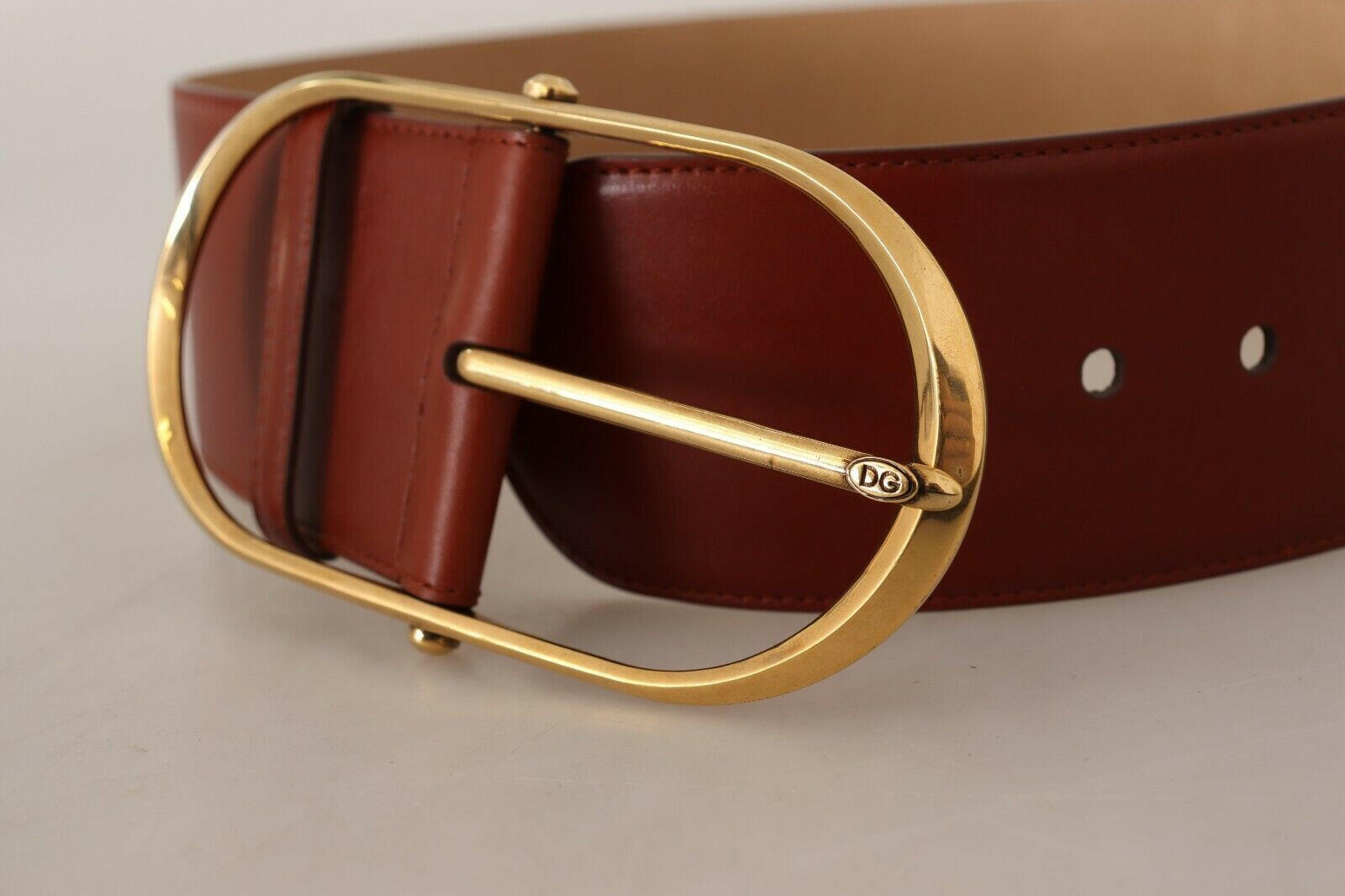 Dolce & Gabbana Maroon Leather Gold Metal Oval Buckle Belt -   -  Dolce & Gabbana.
