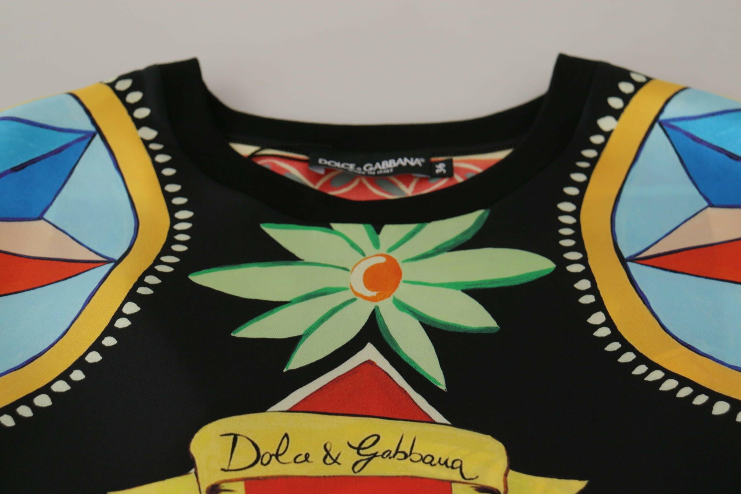 Dolce & Gabbana Multicolor Soldier Carretto Silk Top  T-shirt -   -  Dolce & Gabbana.