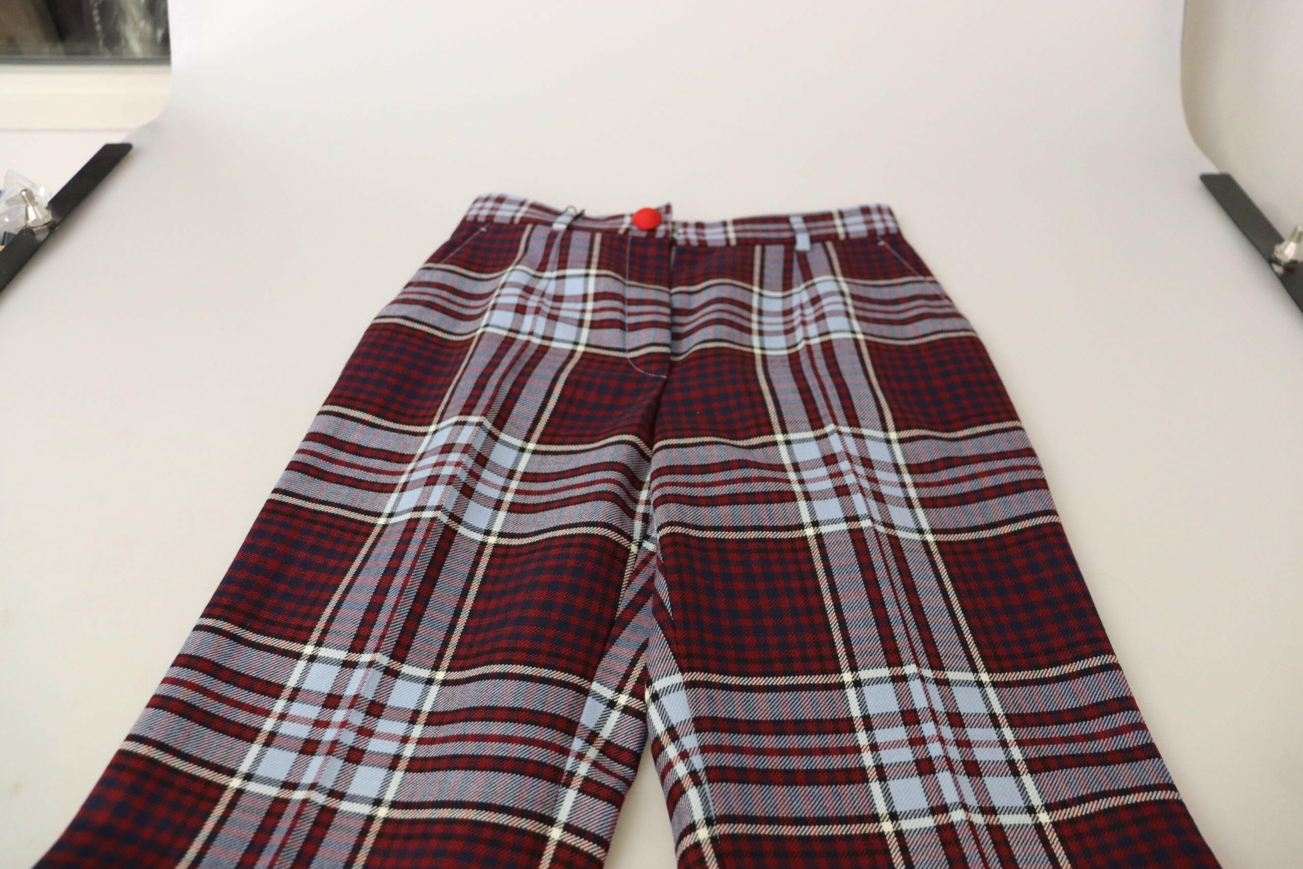 Dolce & Gabbana Gray Checked High Waist Cropped Trouser Pants -   -  Dolce & Gabbana.