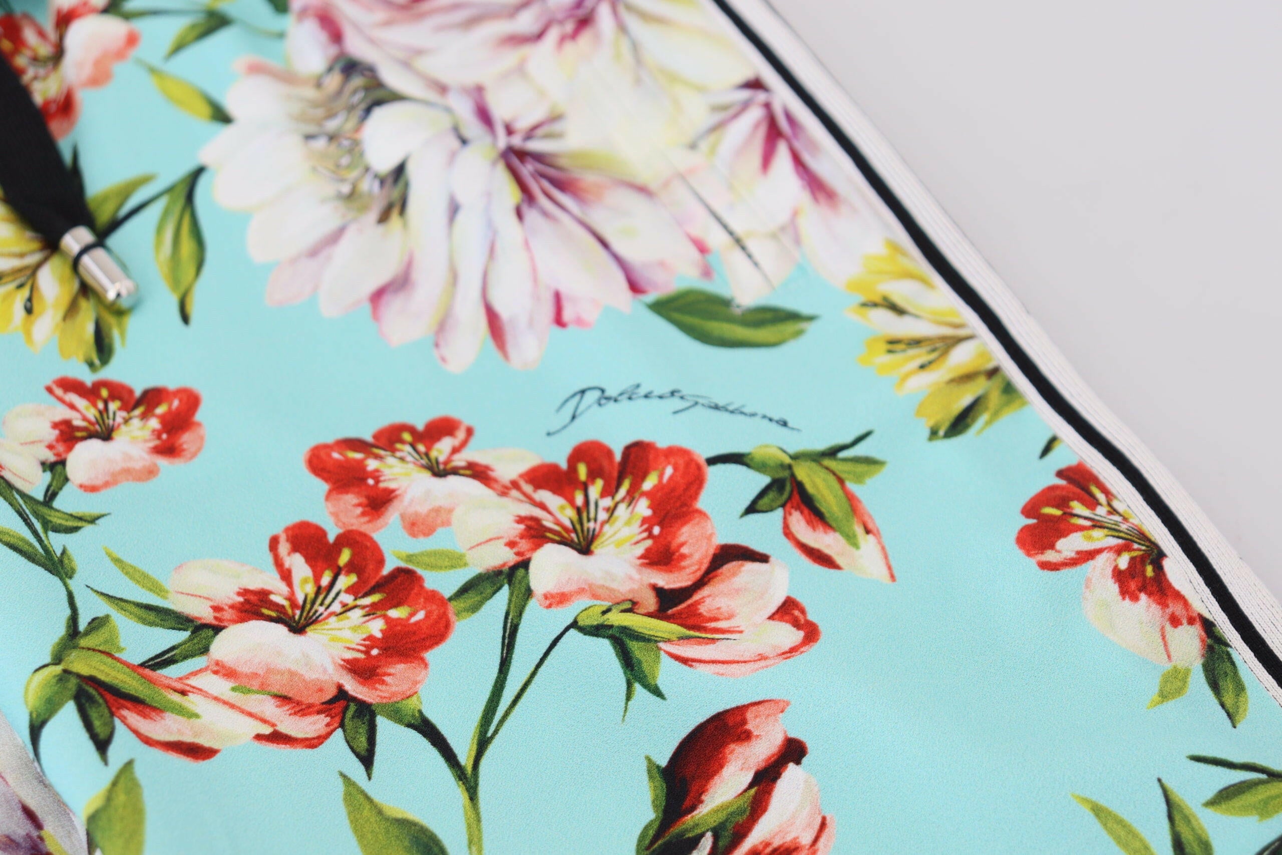 Dolce & Gabbana Multicolor Floral Sweatpants Pants -   -  Dolce & Gabbana.
