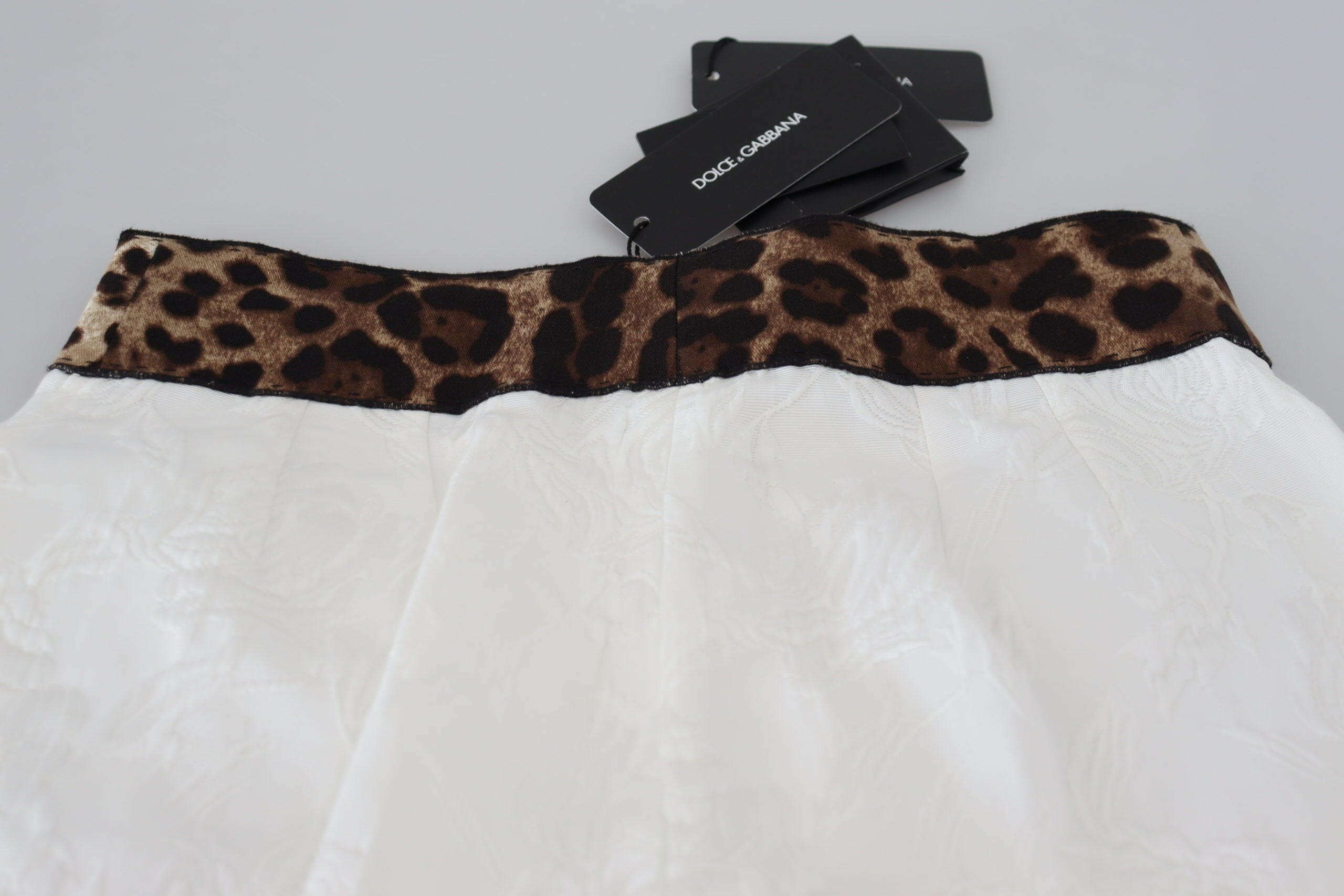 Dolce & Gabbana White Leopard Print High Waist Pants -   -  Dolce & Gabbana.