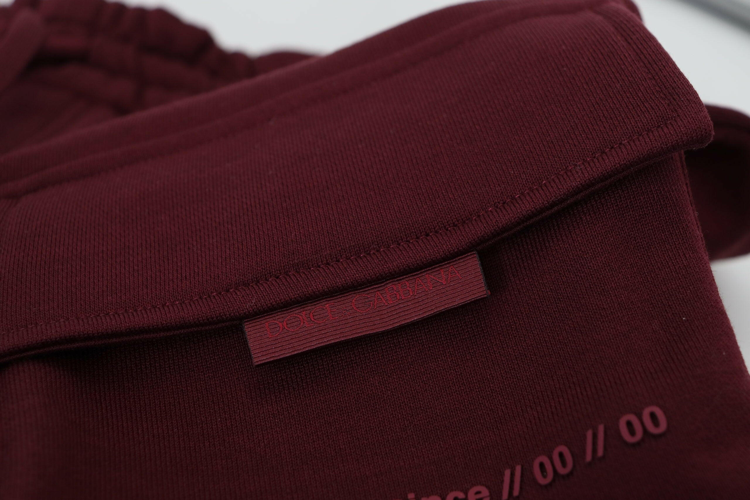 Dolce & Gabbana Maroon Bermuda Cargo Men Shorts -   -  Dolce & Gabbana.