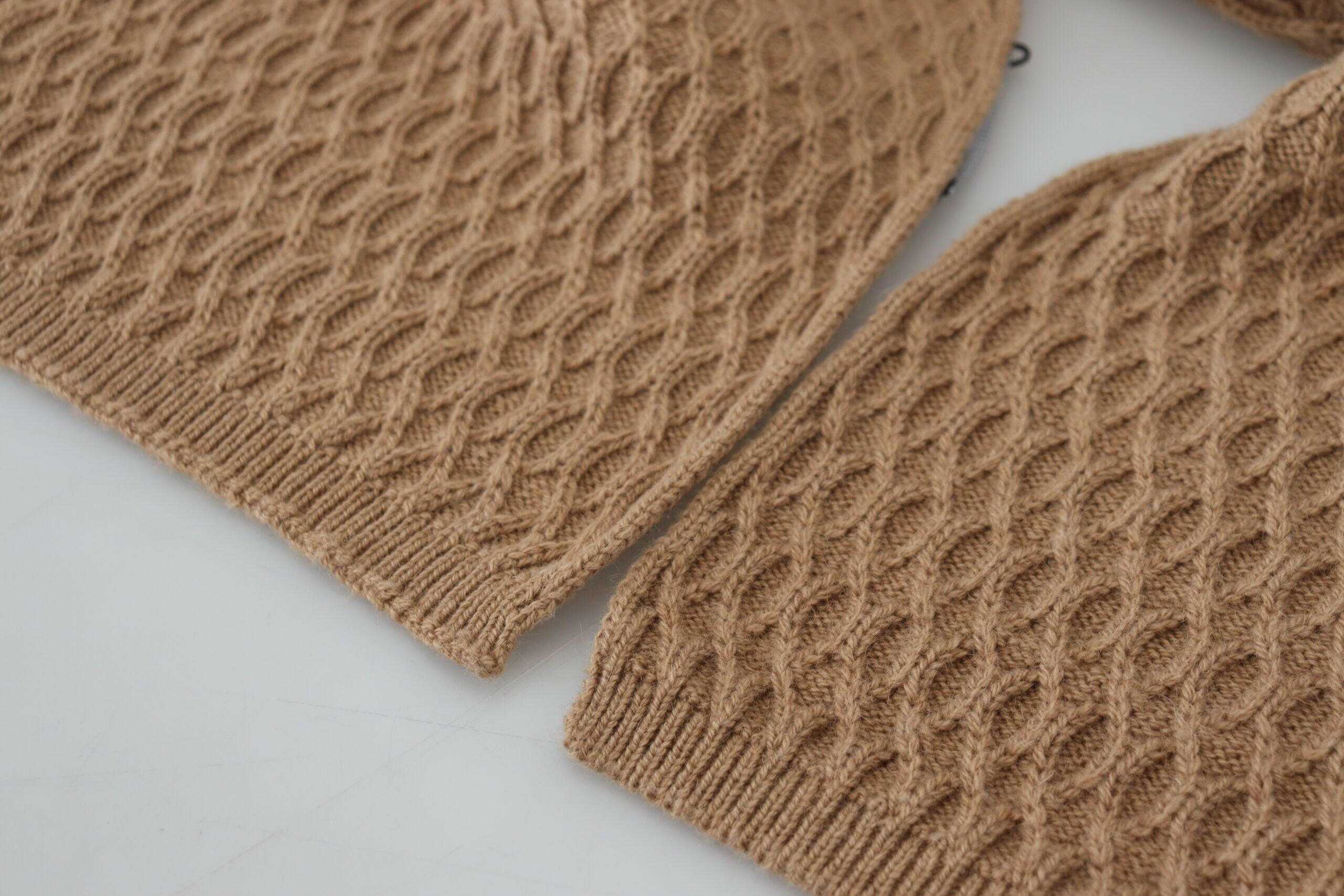 Dolce & Gabbana Dark Brown Wrap Shawl Knitted Camel Scarf -   -  Dolce & Gabbana.