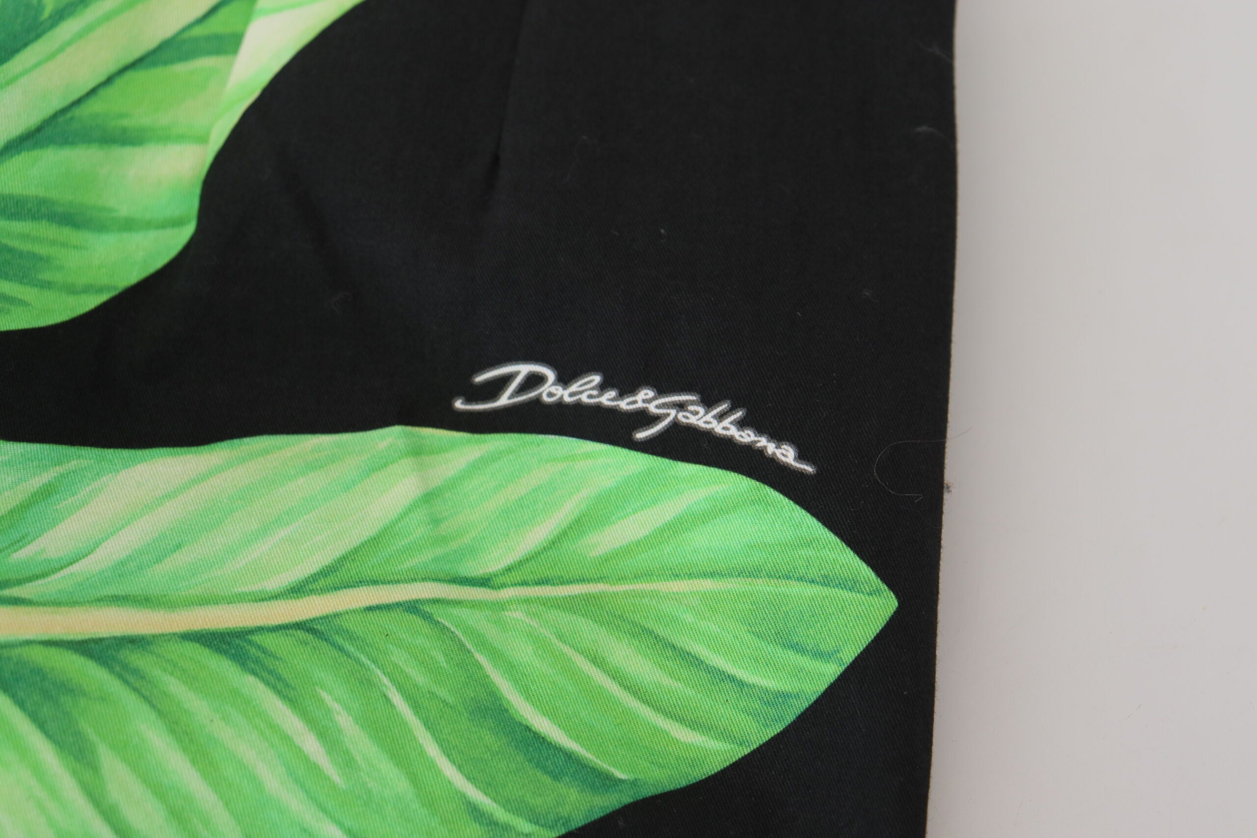 Dolce & Gabbana Black Leaves Print High Waist Hot Pants Shorts -   -  Dolce & Gabbana.