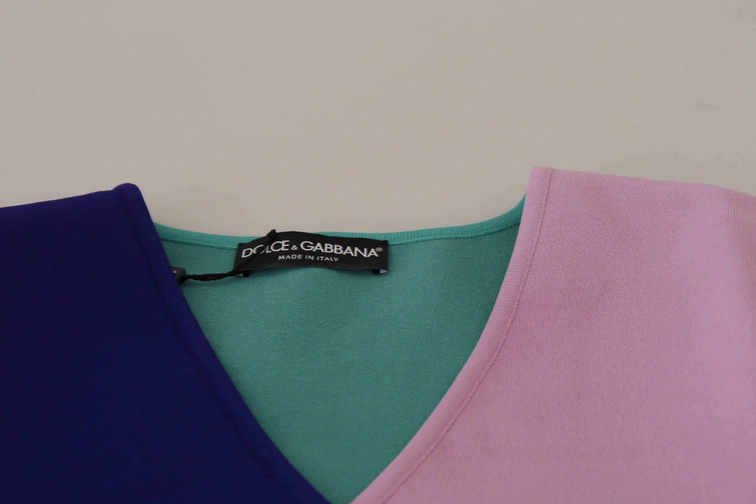 Dolce & Gabbana Multicolor V-neck Viscose Long Sleeves Sweater -   -  Dolce & Gabbana.