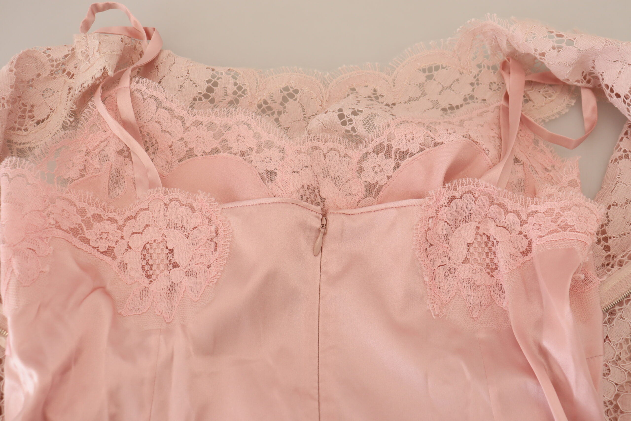 Dolce & Gabbana Pink Floral Lace Sleeveless Tank Blouse Top -   -  Dolce & Gabbana.