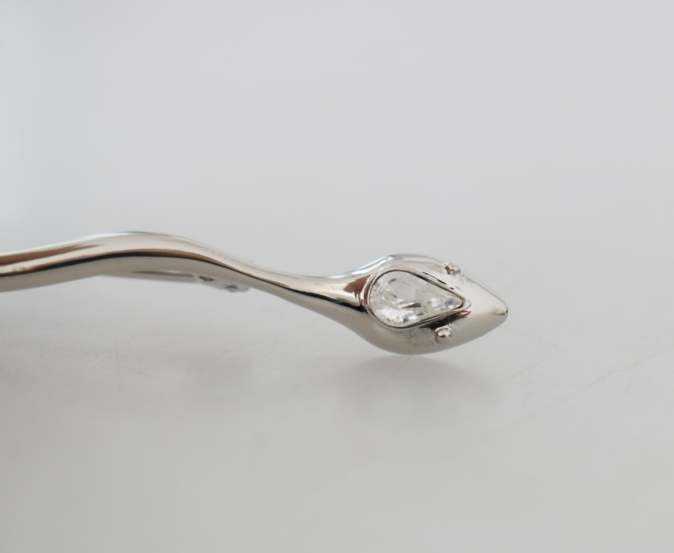 Dolce & Gabbana Silver Brass Crystal Spilla Serpente Mens Brooch Pin -   -  Dolce & Gabbana.