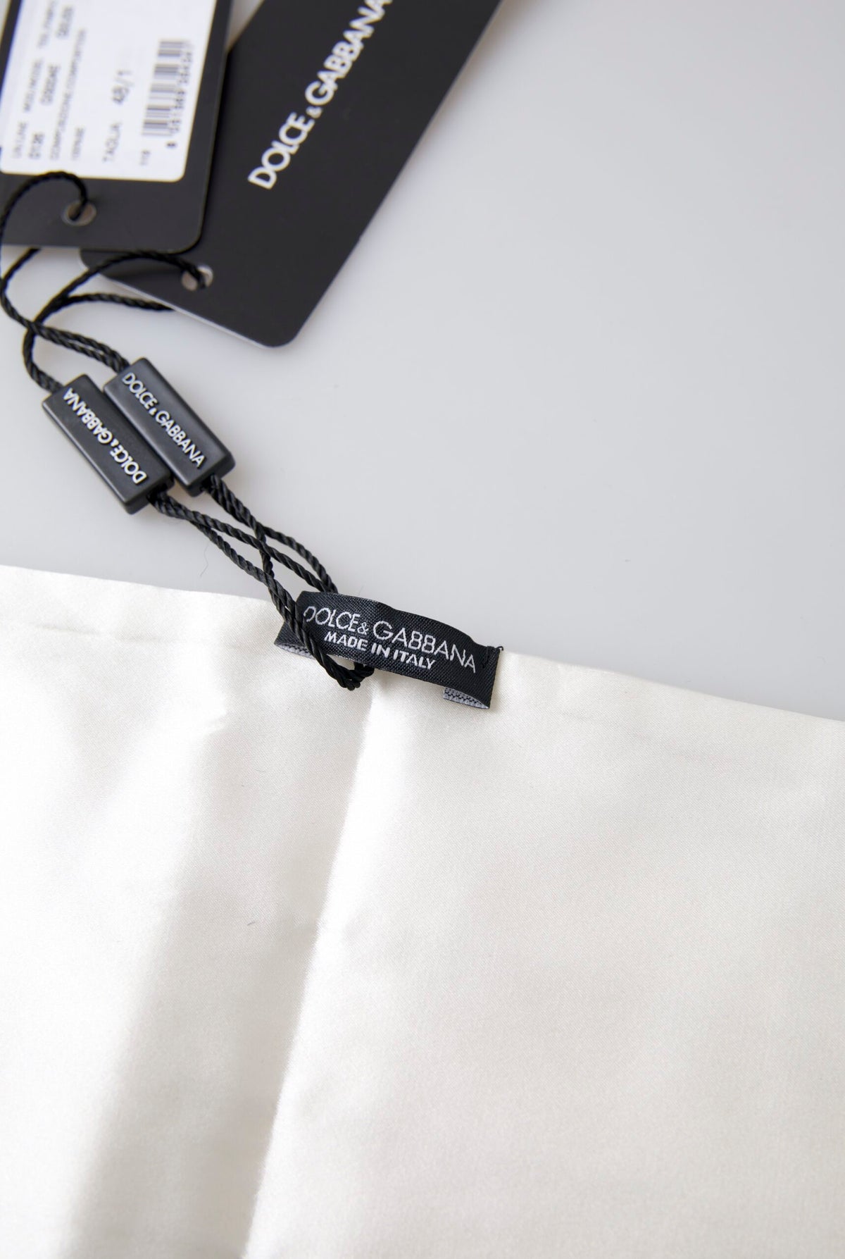 Dolce & Gabbana White Men Wide Waist Silk Belt Cummerbund -  Men´s Cummerbund -  Dolce & Gabbana.