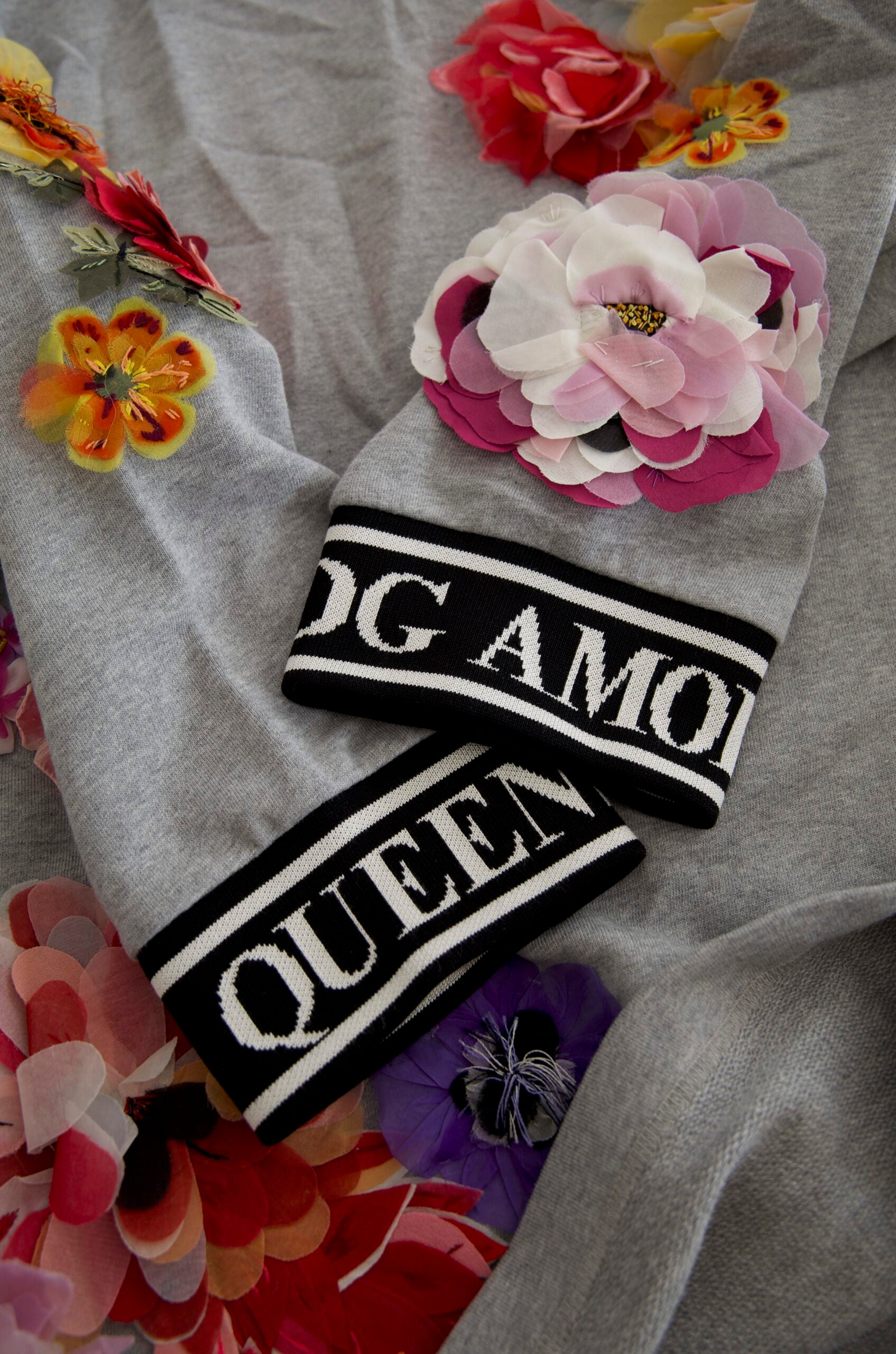 Dolce & Gabbana Gray DG Amore Queen Floral Pullover Sweater -   -  Dolce & Gabbana.