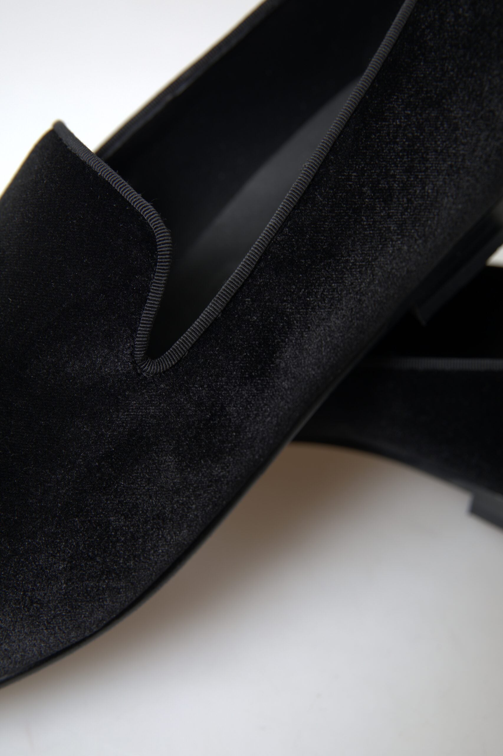 Dolce & Gabbana Black Velvet Loafers Formal Shoes -   -  Dolce & Gabbana.