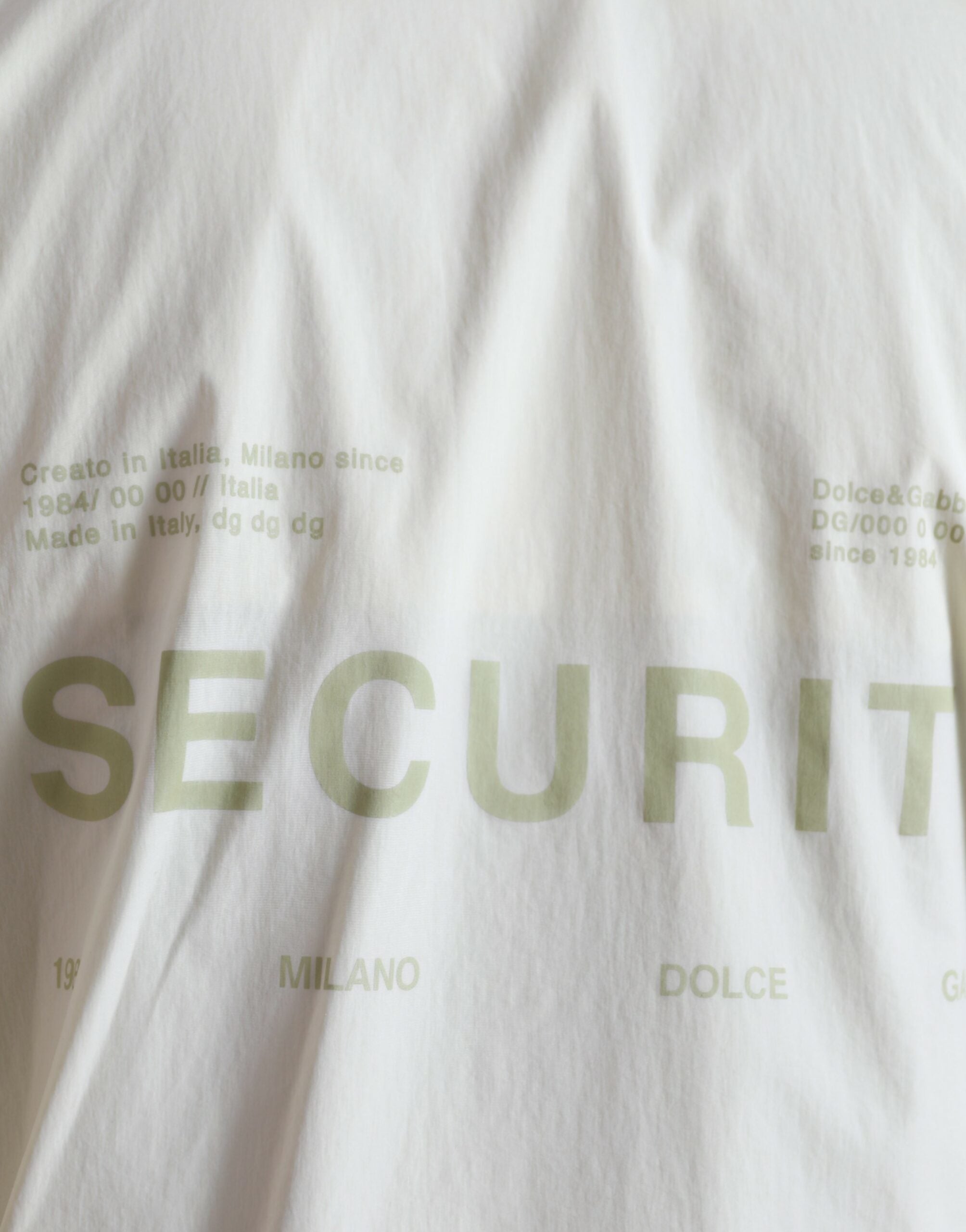 Dolce & Gabbana Yellow Nylon Collared Full Zip Parka Jacket -   -  Dolce & Gabbana.