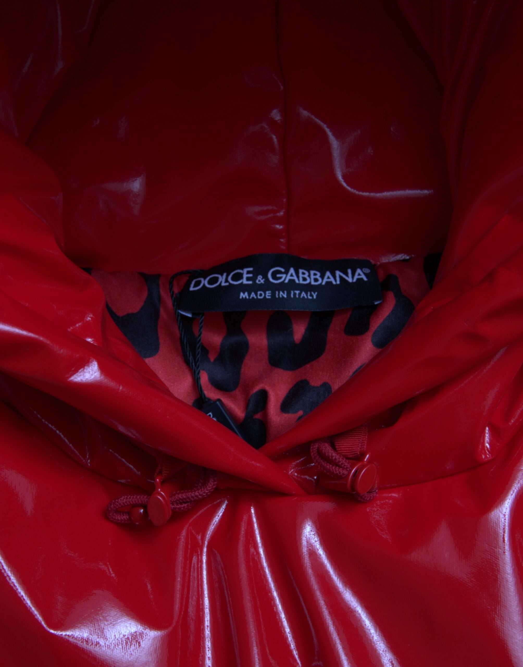 Dolce & Gabbana Shiny Red Hooded Cropped Short Coat Jacket -   -  Dolce & Gabbana.