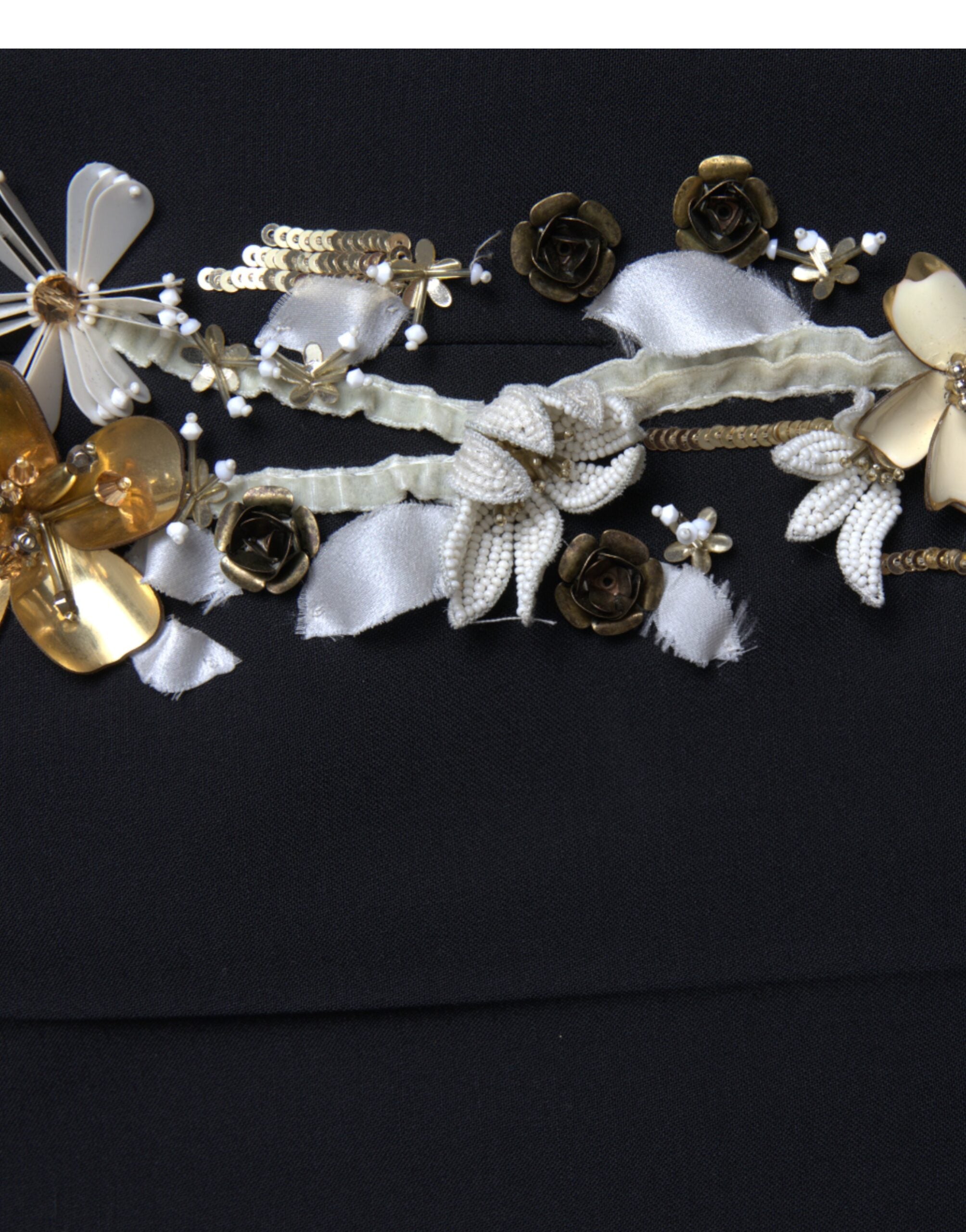 Dolce & Gabbana Black Floral Applique High Waist Tapered Pants -   -  Dolce & Gabbana.